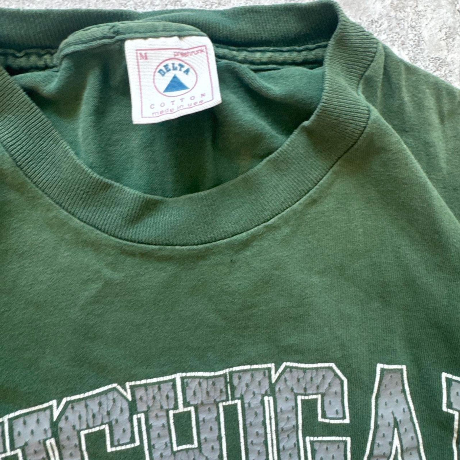 Delta Vintage 90s Michigan State University T-Shirt – Size medium Size US M / EU 48-50 / 2 - 4 Thumbnail