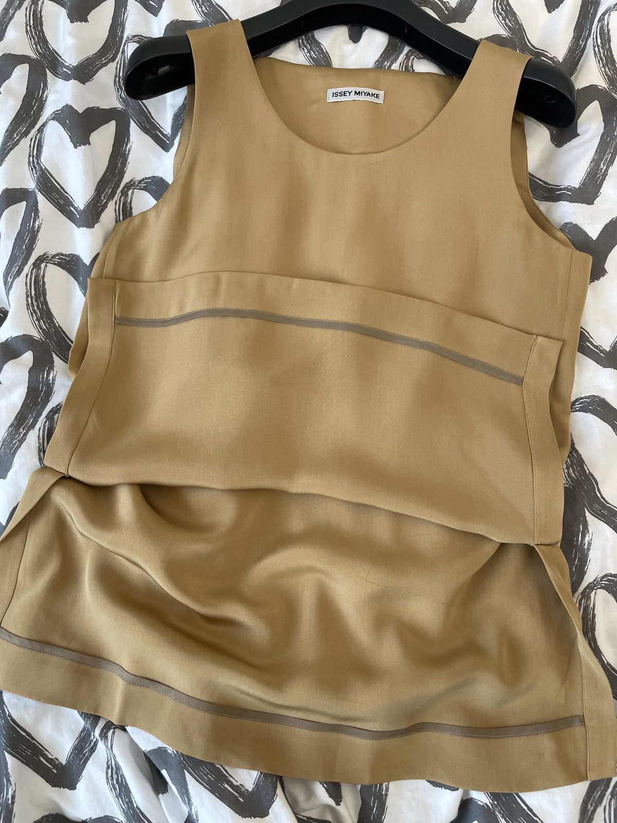 Issey Miyake 100% Silk Sleeveless Top