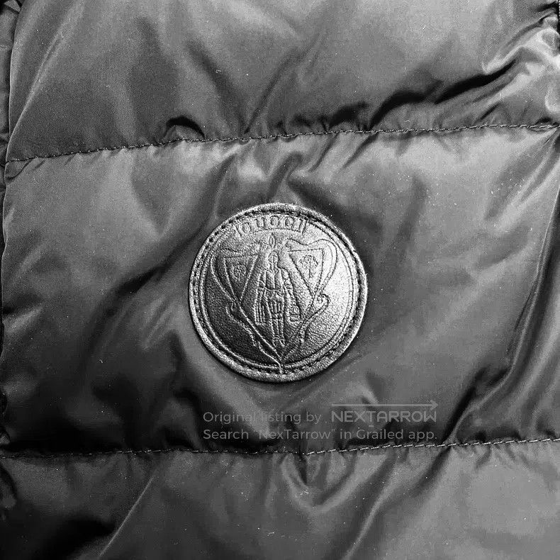Gucci Gucci Black down vest full of printed logo Size S / US 4 / IT 40 - 3 Thumbnail