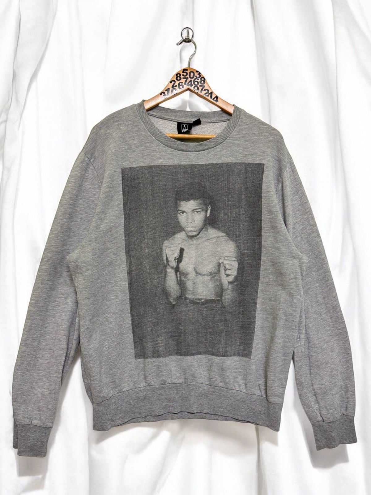 Vintage Muhammad Ali Photo Tee Sweatshirt 2015 (M.Ali Enterprises) Size US XL / EU 56 / 4 - 1 Thumbnail