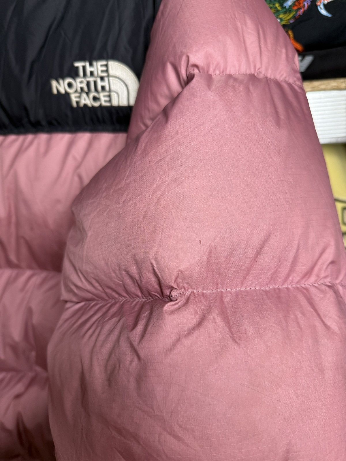 The North Face TNF 700 Down Puffer Rare Colorway Size M / US 6-8 / IT 42-44 - 20 Thumbnail