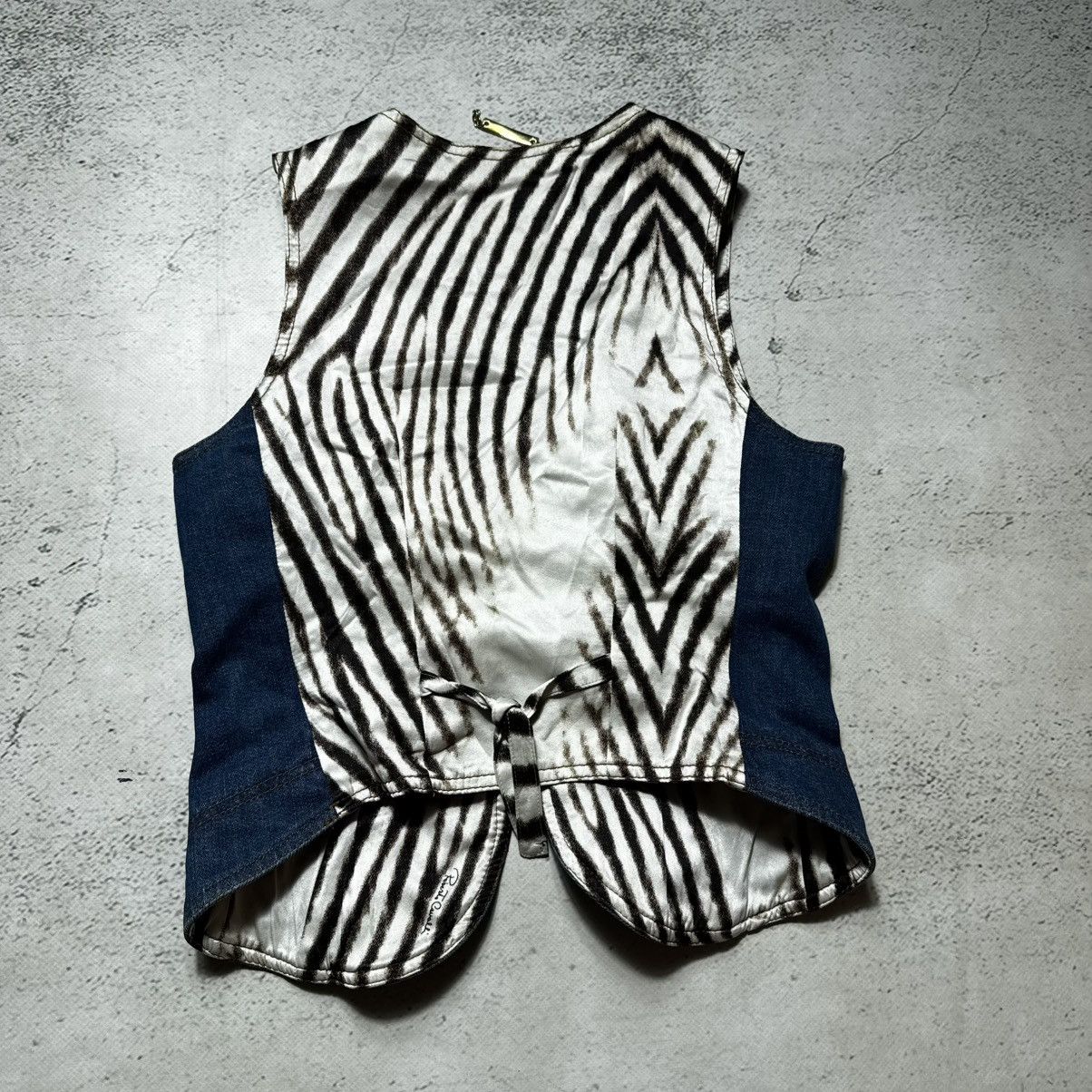 Roberto Cavalli light denim vest roberto cavalli big logo tigers pattern Size S / US 4 / IT 40 - 10 Thumbnail