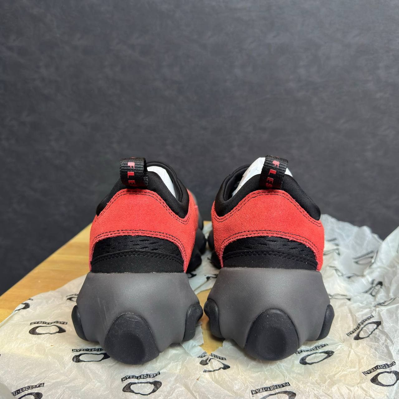 Brain Dead × Oakley Oakley Brain Dead Flesh Sandal Rare New 10Us Size US 10 / EU 43 - 3 Thumbnail