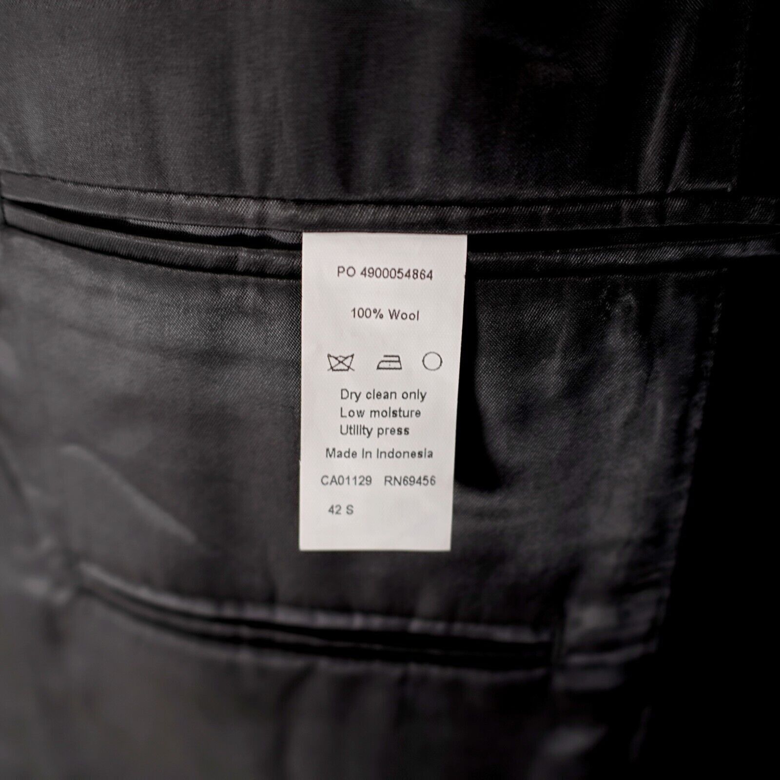 Calvin Klein Calvin Klein Black Wool 2 Button Blazer 42S Size 42S - 9 Thumbnail