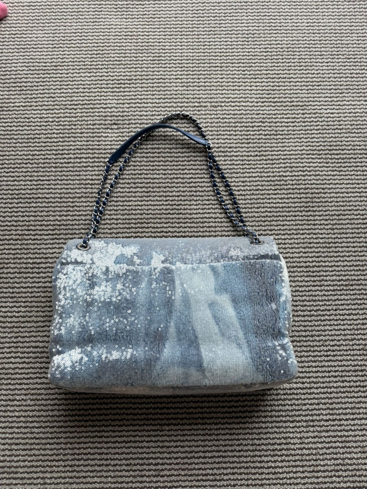 Chanel Chanel Blue sequins XL maxi Classic Flap bag Size ONE SIZE - 2 Thumbnail