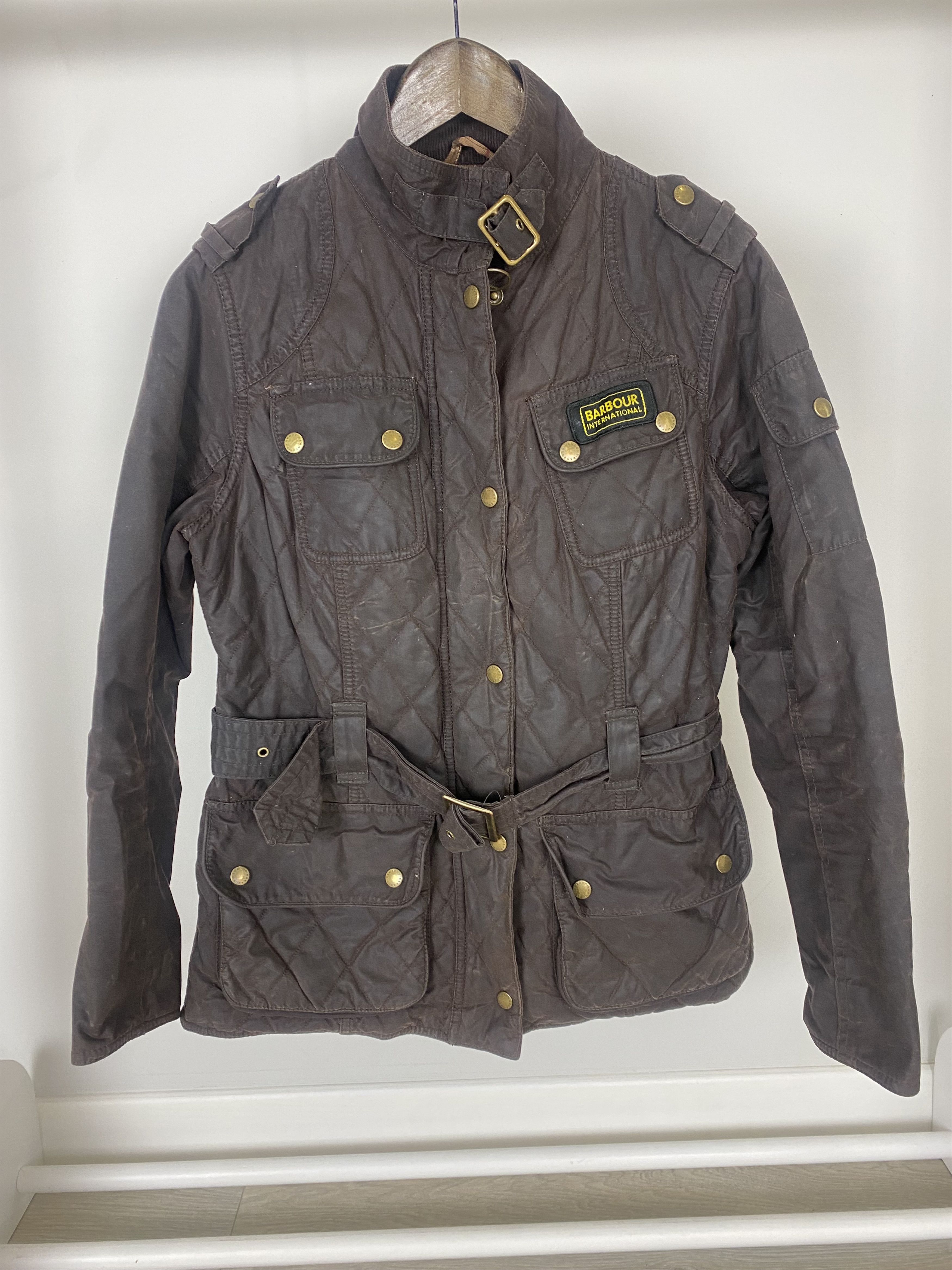Barbour Barbour International Quilted Waxed Jacket Size M / US 6-8 / IT 42-44 - 1 Thumbnail