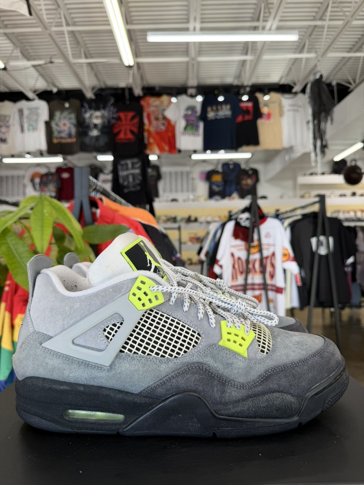 Jordan Brand Air Jordan 4 95 Neon Size 13 (2020) Size US 13 / EU 46 - 6 Thumbnail