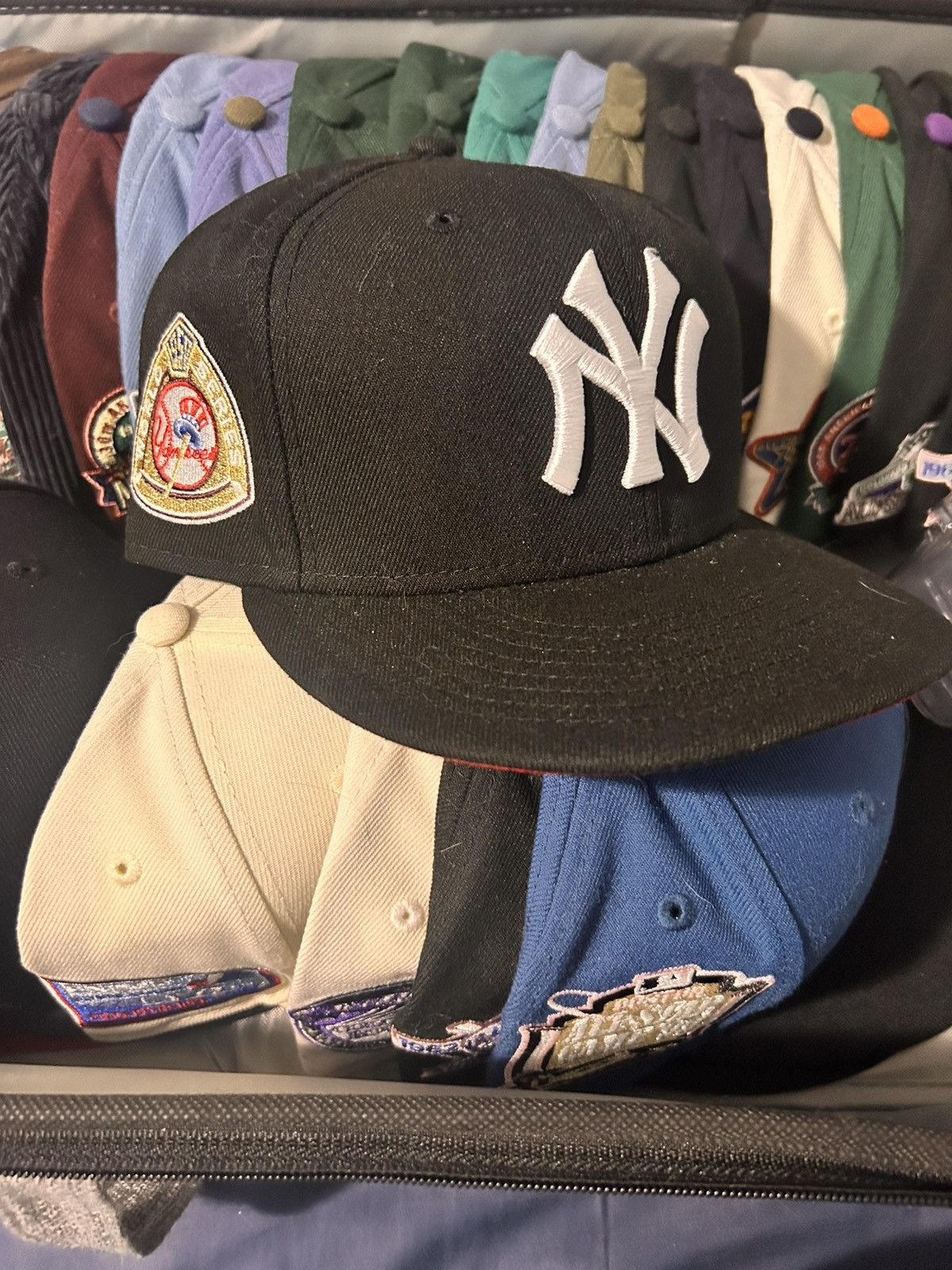 Hat Club × New Era Small hat club collection for sale Size ONE SIZE - 5 Thumbnail