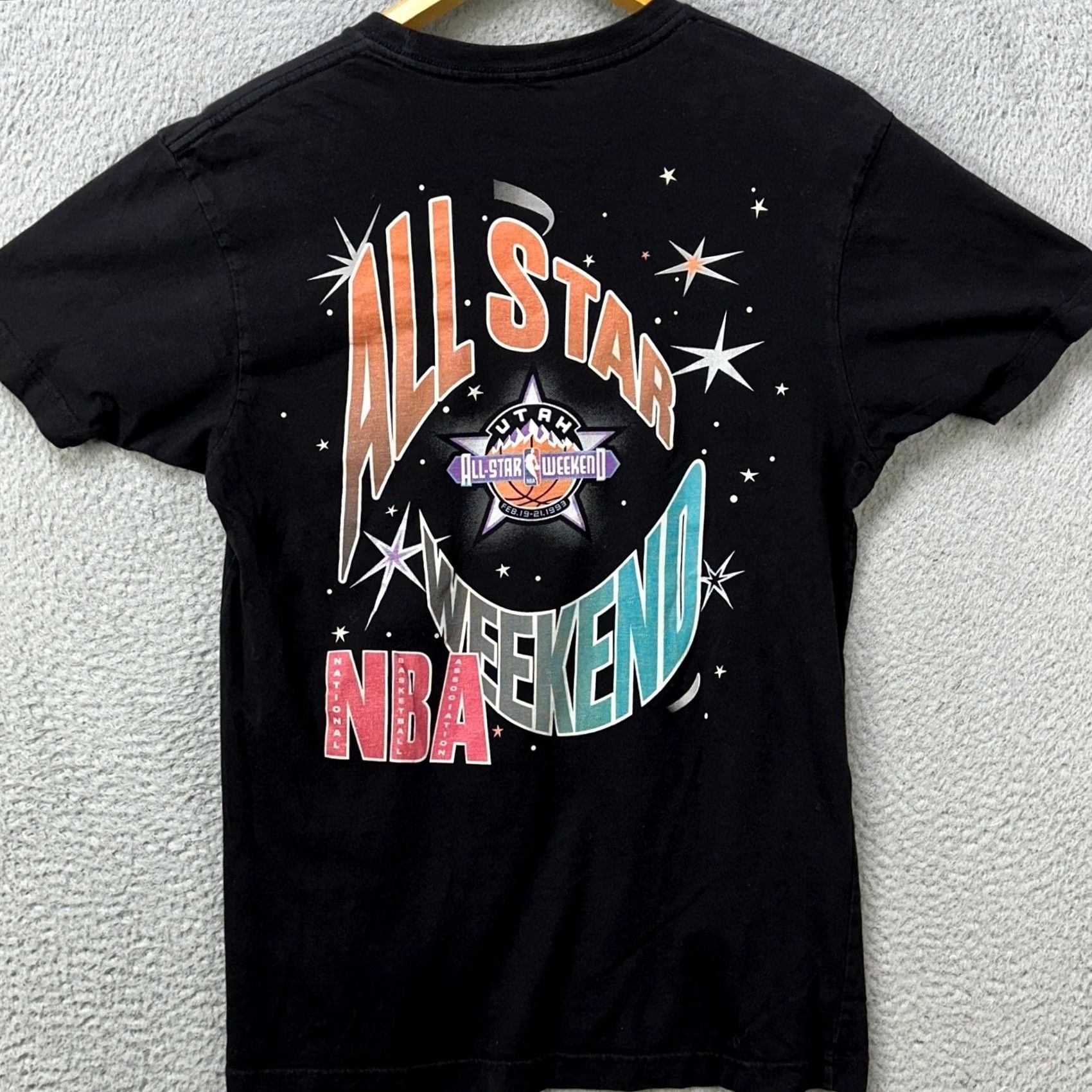 Mitchell & Ness VINTAGE Mitchell Ness Utah Jazz All Star Weekend 1993 Graphic Print T-Shirt Mens Medium Black Crew Neck Short Sleeve Tee Shirt Size US M / EU 48-50 / 2 - 3 Thumbnail