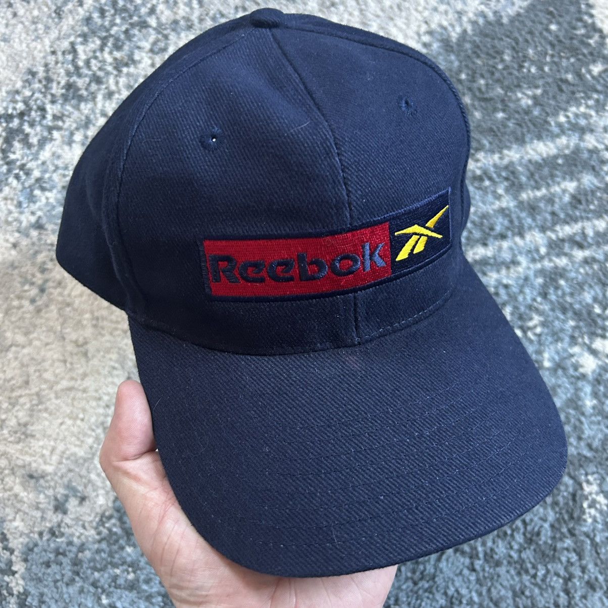 Reebok 90s Y2k Classic Vector Logo FLOCKED CANVAS SNAPBACK CAP NAVY Size ONE SIZE - 5 Thumbnail