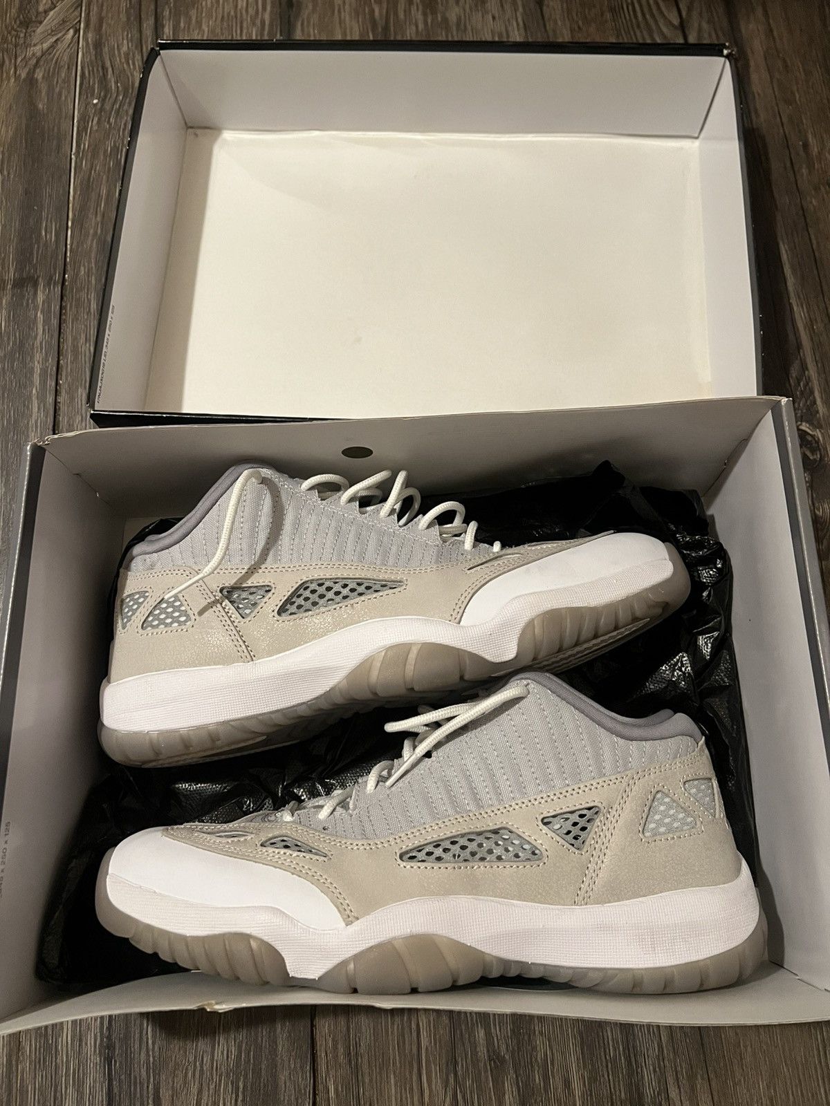 Jordan Brand Air Jordan 11 Retro Low IE "Light Orewood Brown” - classic 🔥 Size US 11 / EU 44 - 2 Thumbnail