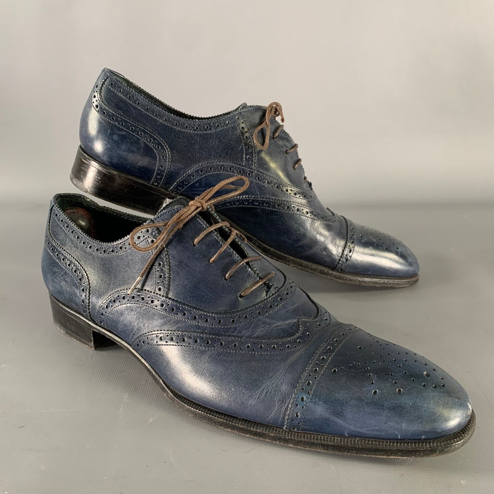 Yves Saint Laurent YSL Size 9 Navy Wingtip Leather Cap Toe Lace Up Shoes Size US 9 / EU 42 - 1 Thumbnail