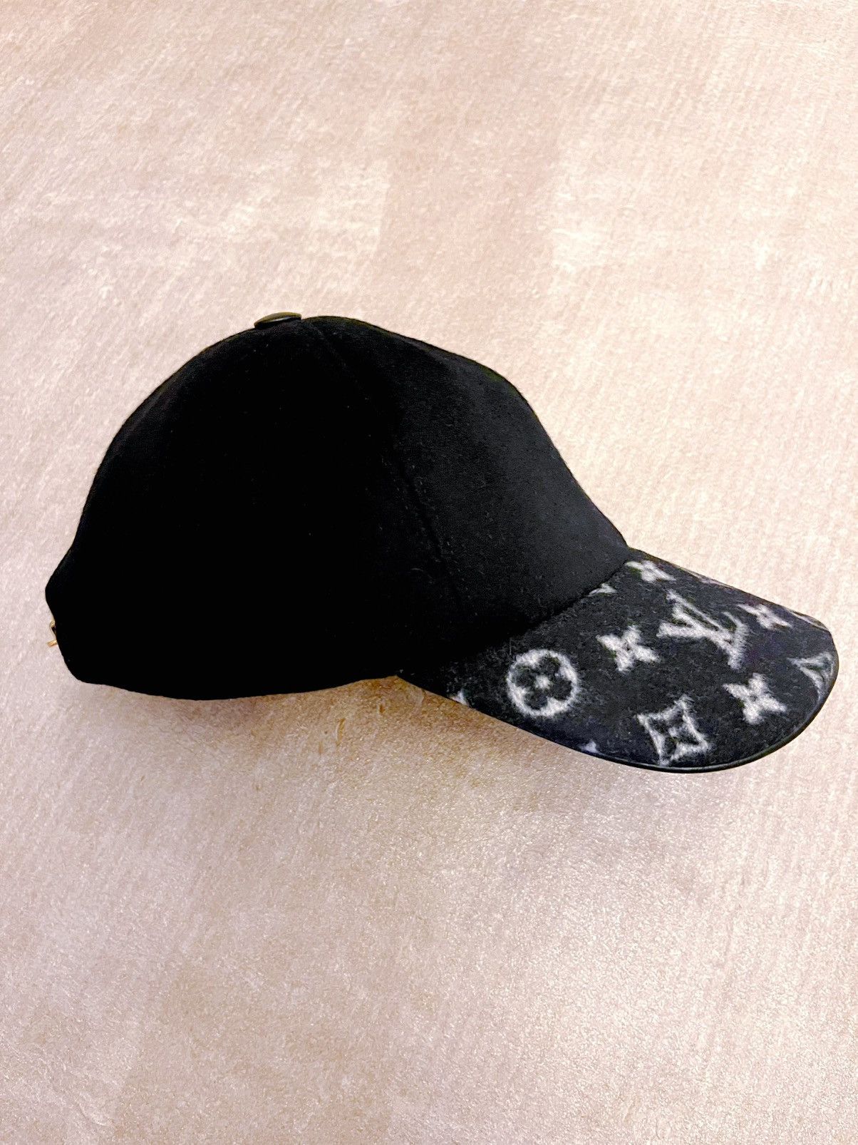 Louis Vuitton Louis Vuitton Luxury Hats Size ONE SIZE - 3 Thumbnail