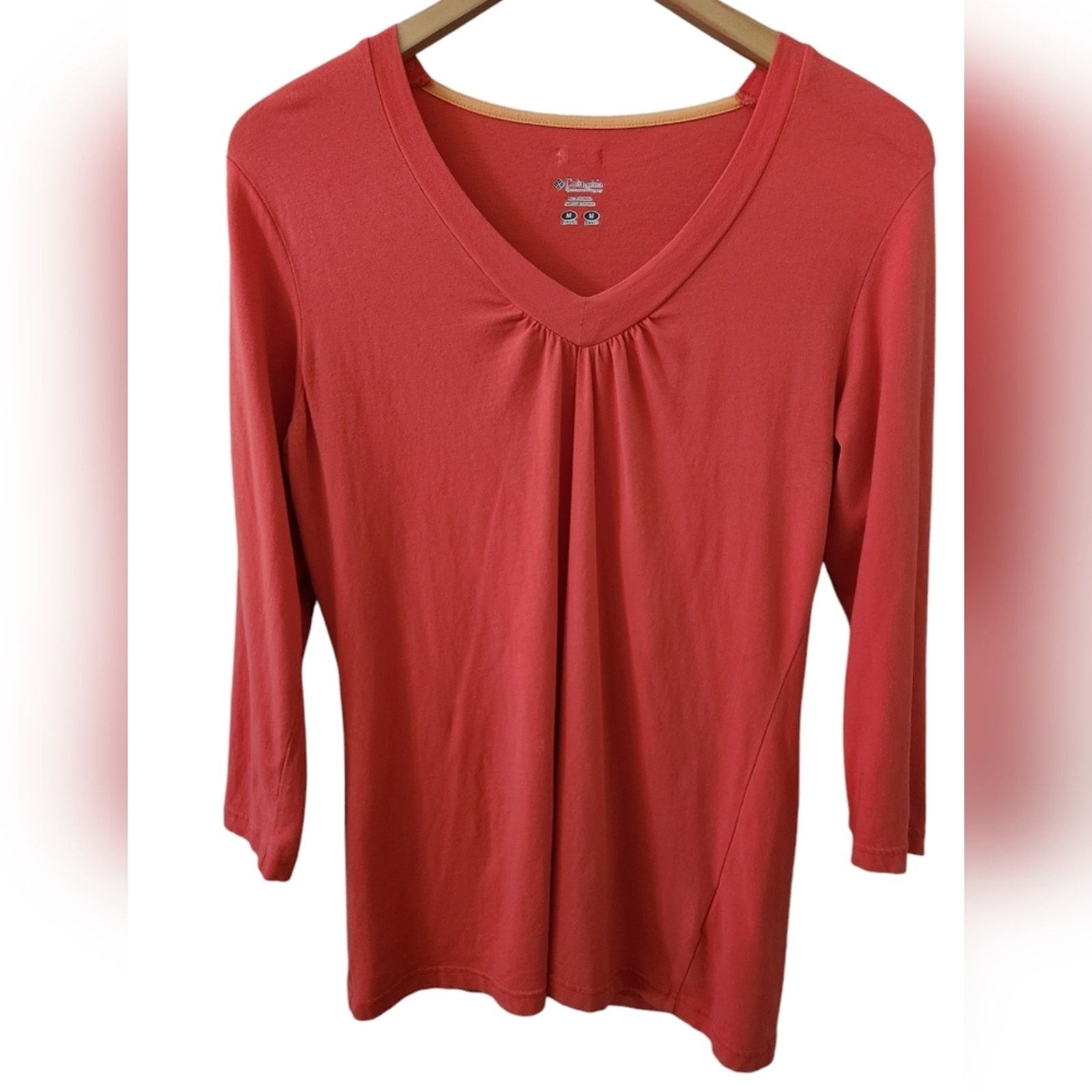 Columbia Columbia Quarter Sleeve V-Neck top Medium Size M / US 6-8 / IT 42-44 - 1 Thumbnail