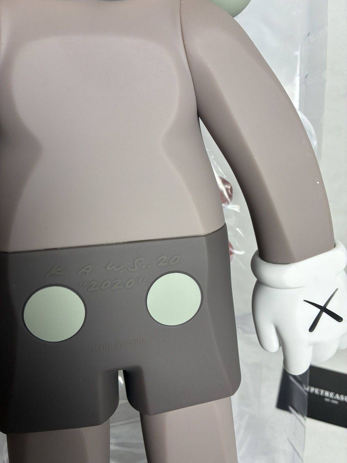 Kaws KAWS Companion 2020 Figure Grey Size ONE SIZE - 8 Thumbnail