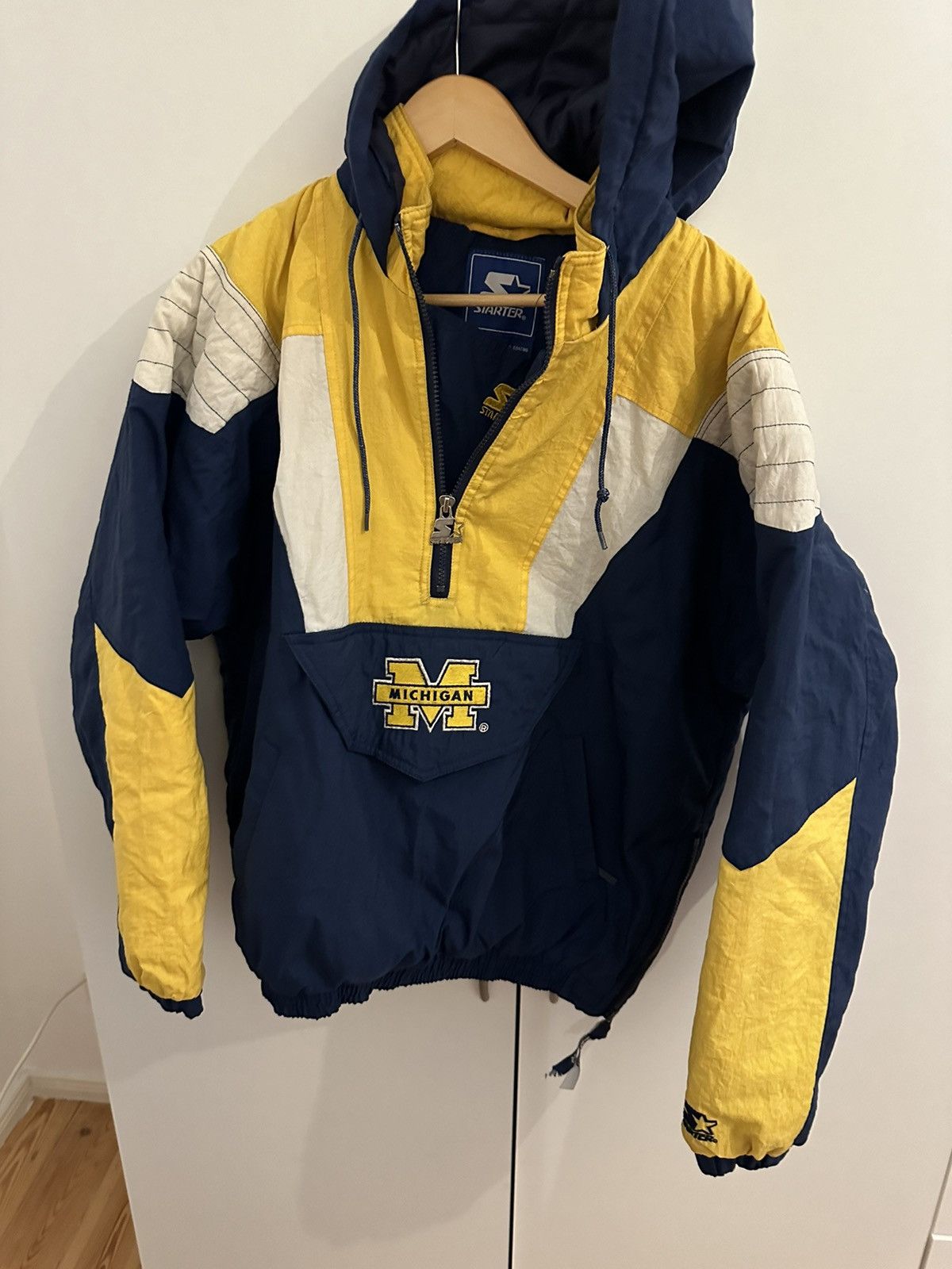 Starter Starter Jacke Michigan Wolverines Size M NFL JACKET Size US M / EU 48-50 / 2 - 1 Thumbnail