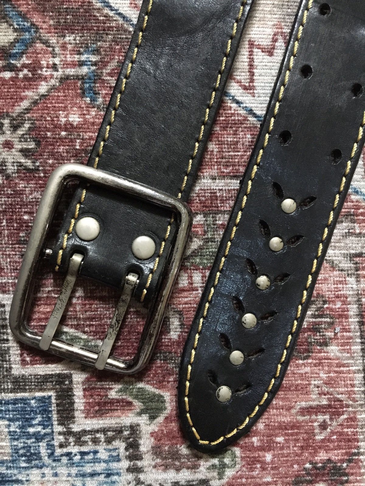 If Six Was Nine × Japanese Brand × Le Grande Bleu (L.G.B.) Black Leather 2 prongs Studded Belt Size ONE SIZE - 3 Thumbnail