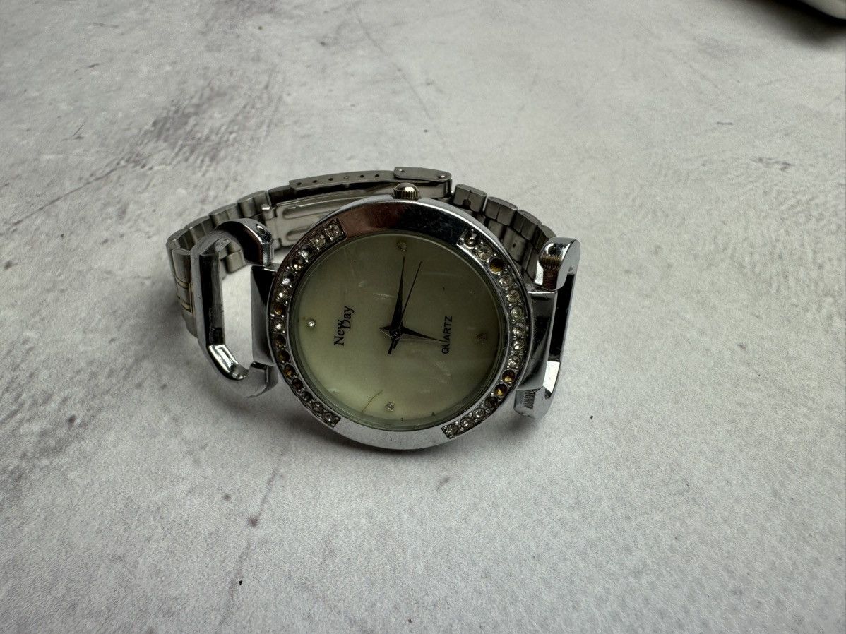 Japanese Brand × Vintage Vintage Futuristic Watch Size ONE SIZE - 4 Thumbnail
