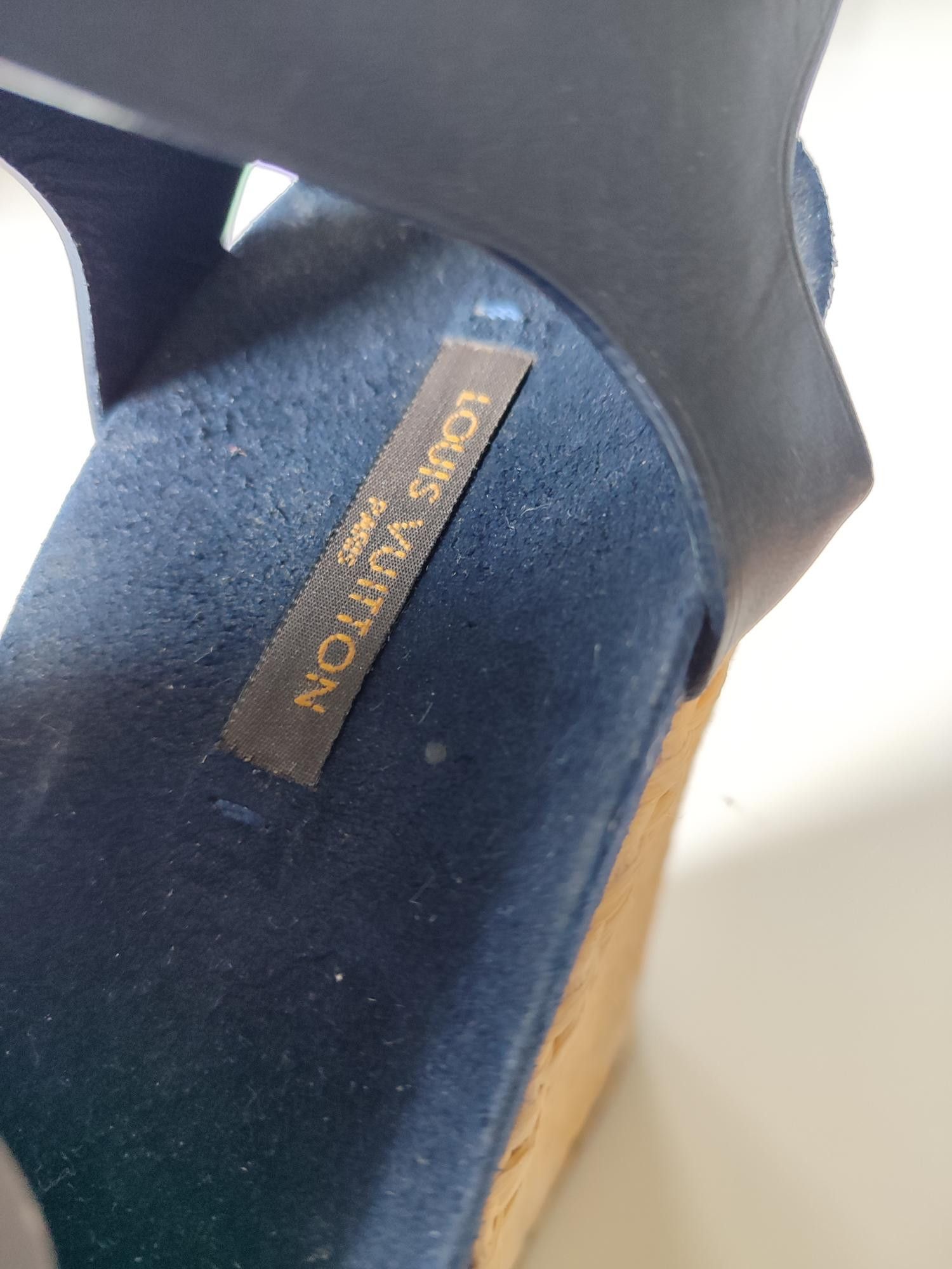 Louis Vuitton SANDALES COMPENSEES LOUIS VUITTON WEDGE Size US 7 / IT 37 - 12 Thumbnail