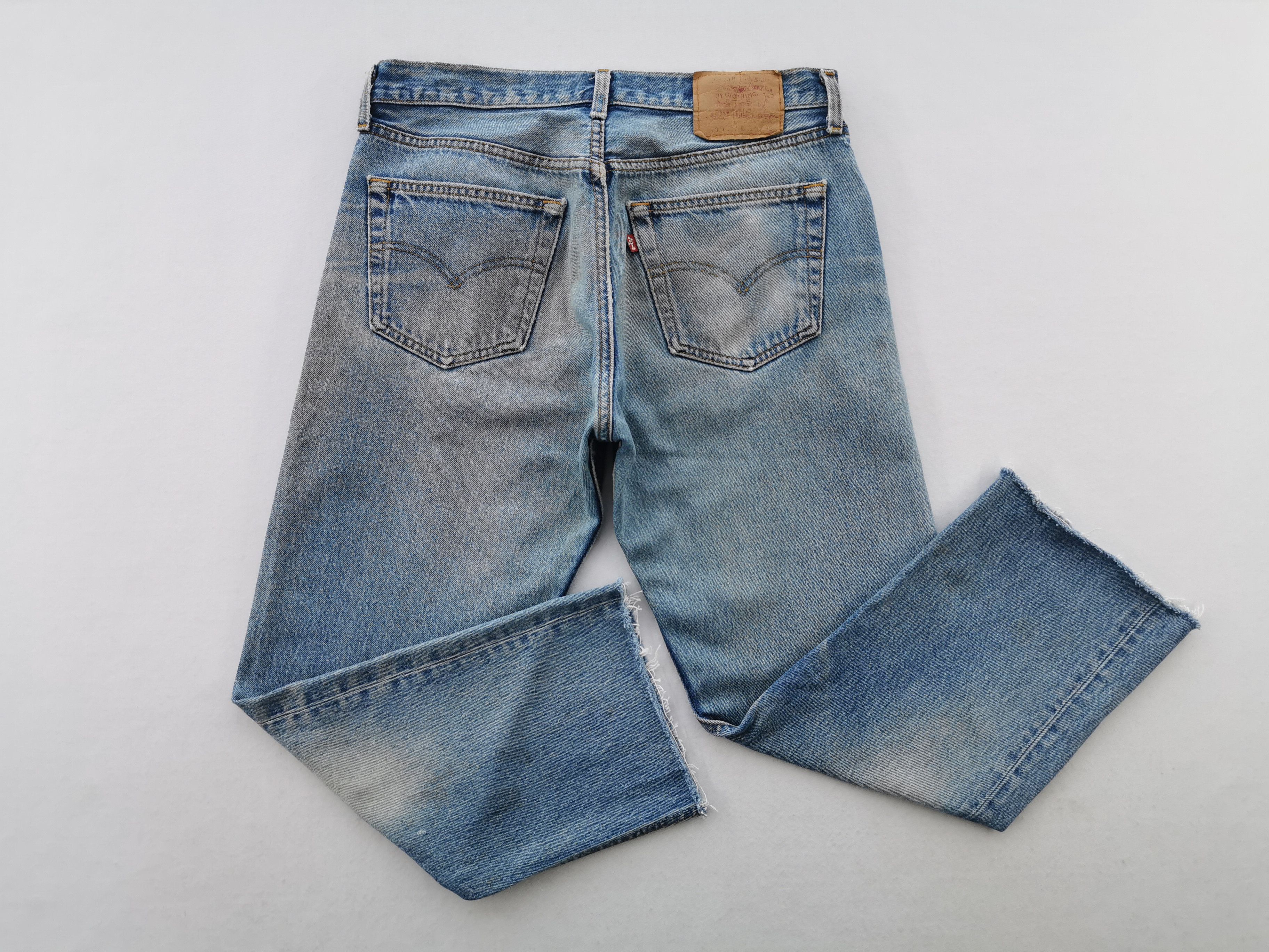 Levi's Distressed Vintage 90s Levis Lot 501 Denim Made In USA Size US 33 - 1 Thumbnail