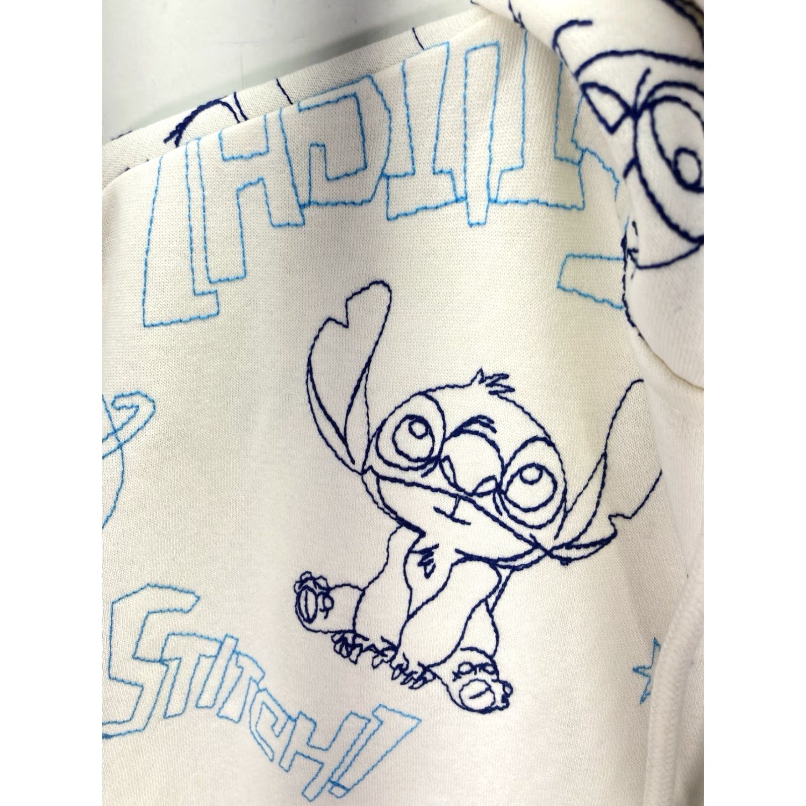 Disney Disney Stitch Hoodie Sweatshirt Women Medium Ivory Full Zip AOP Embroidered NWT Size M / US 6-8 / IT 42-44 - 4 Thumbnail