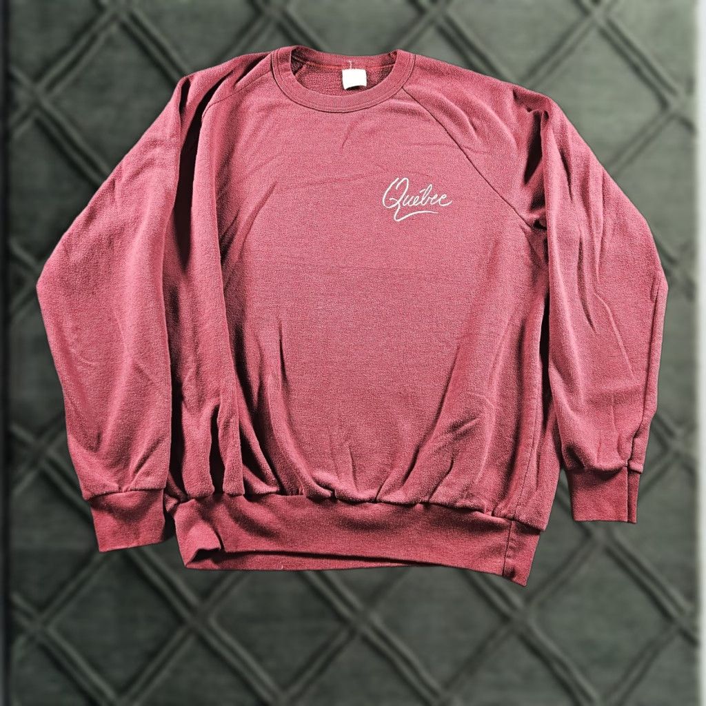 Vintage Quebec Sweatshirt Mens XL Red Fleece Crewneck Pullover City Canada 60s 70s Size US XL / EU 56 / 4 - 1 Thumbnail