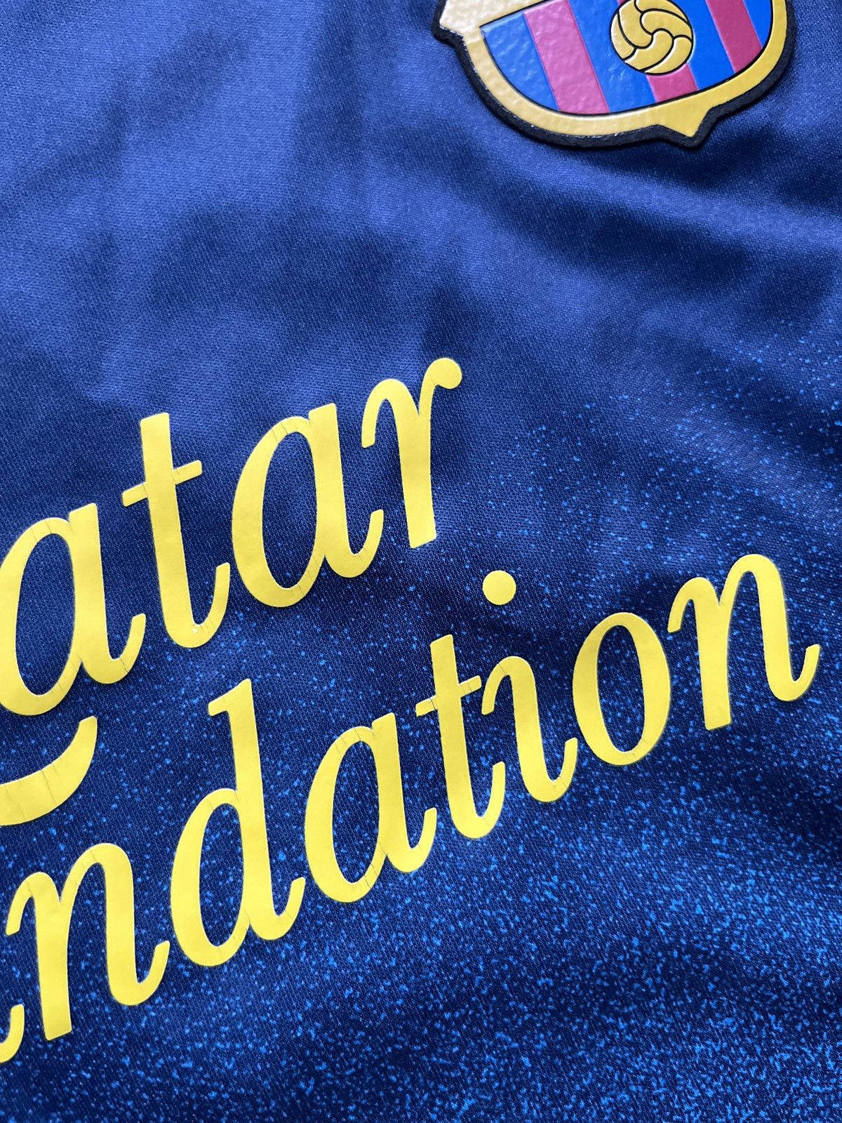 Other F.C. Barcelona V.Valdes Qatar Foundation Long Sleeve Jersey Size US L / EU 52-54 / 3 - 6 Thumbnail