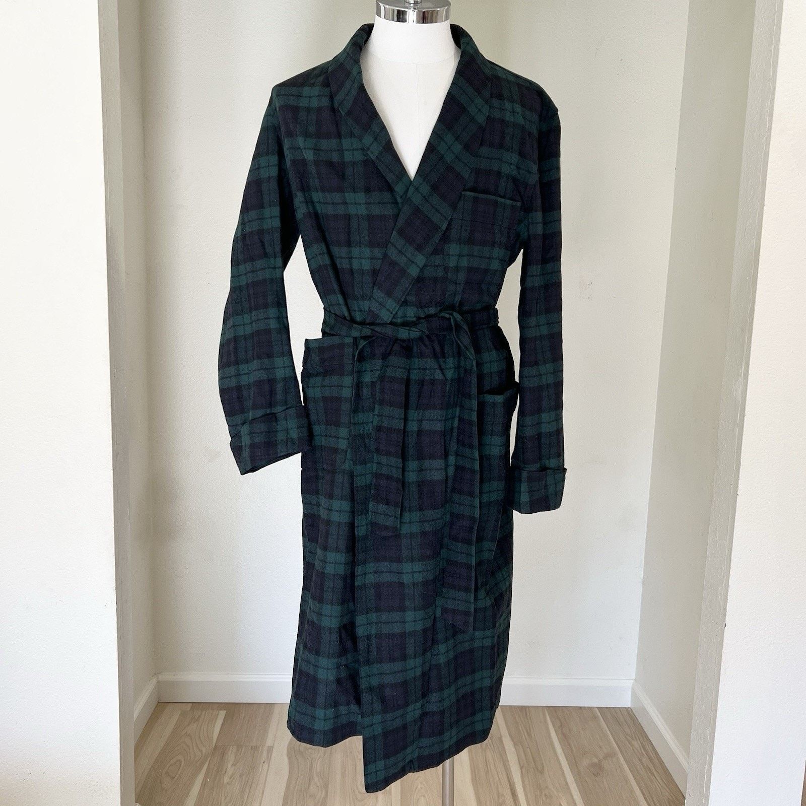 Pendleton 1970s NWT Pendleton Black Watch Tartan Wool Robe (M) READ Size ONE SIZE - 1 Thumbnail
