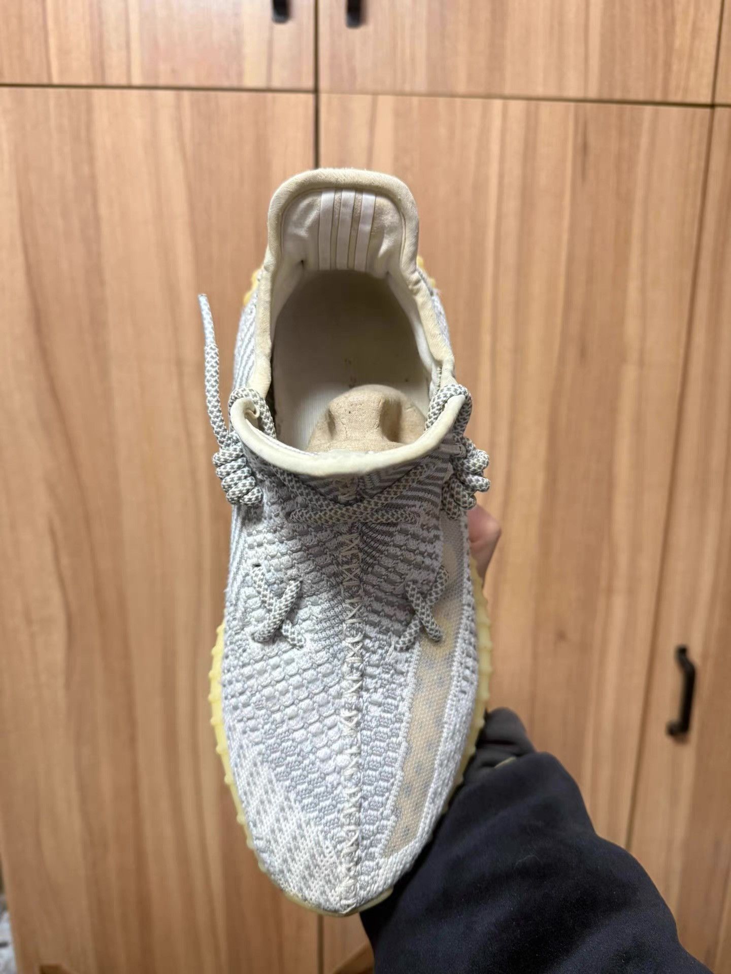 Adidas Adidas Yeezy Boost 350 V2 Angel Ｑ20 Size US 10.5 / EU 43-44 - 2 Thumbnail