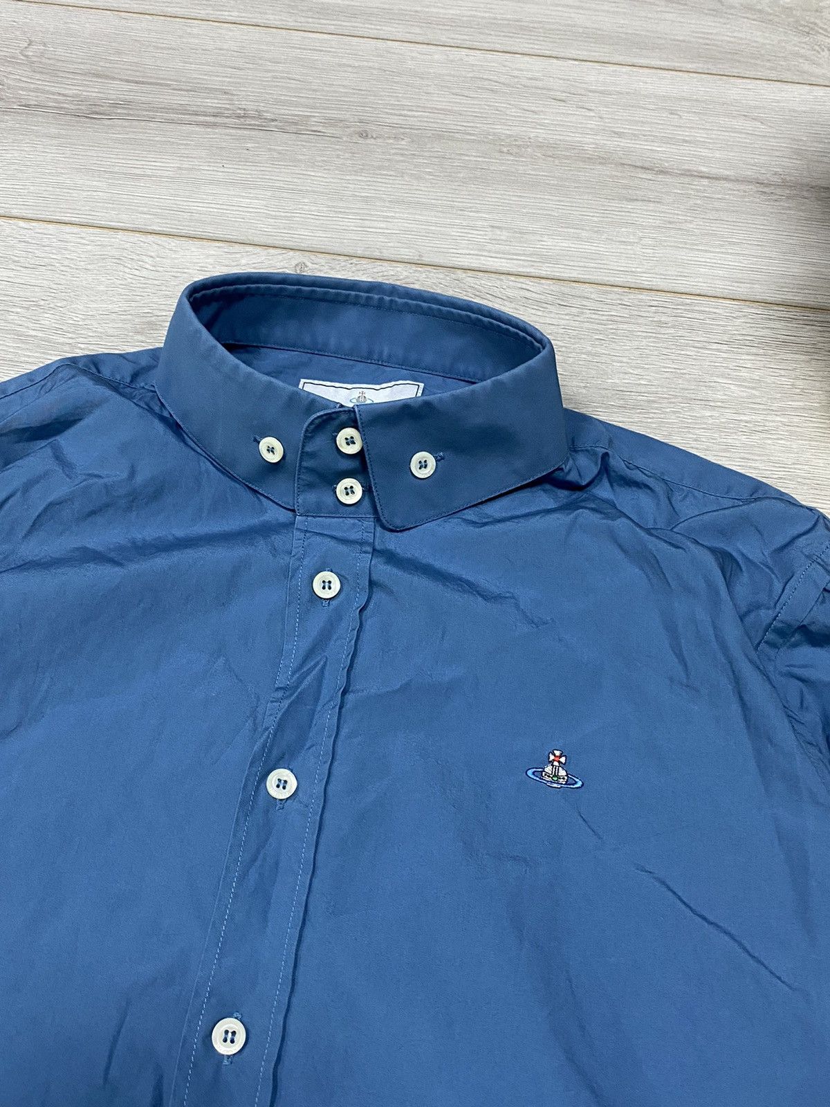 Vivienne Westwood Vivienne Westwood shirt buttons vintage orb Size US L / EU 52-54 / 3 - 3 Thumbnail