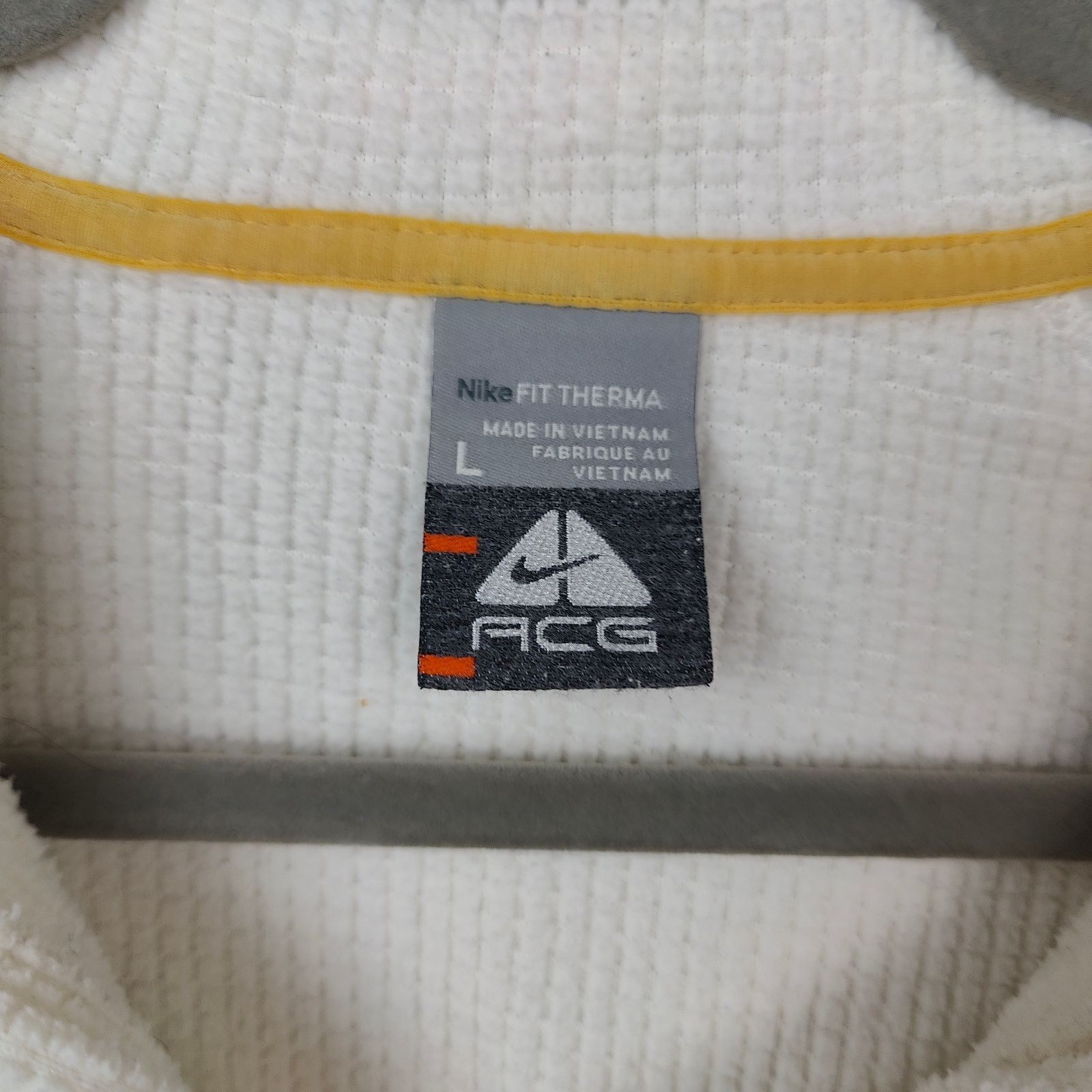 Nike Vintage Nike ACG Fleece Pullover Womens Large Off-White Size L / US 10 / IT 46 - 6 Thumbnail