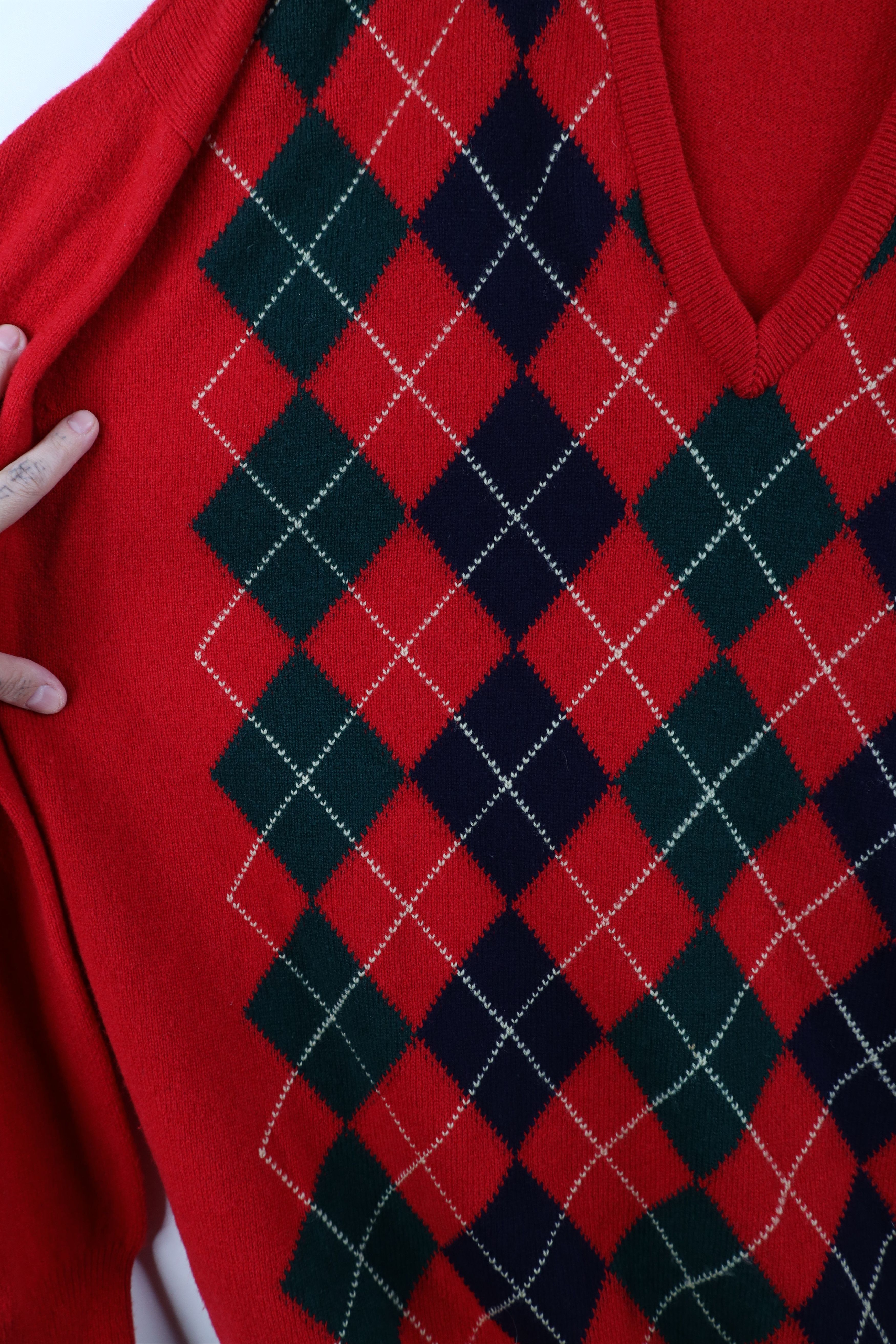 Vintage Vintage 70s Streetwear Knit Argyle Diamond V-Neck Sweater Size US XXL / EU 58 / 5 - 9 Thumbnail