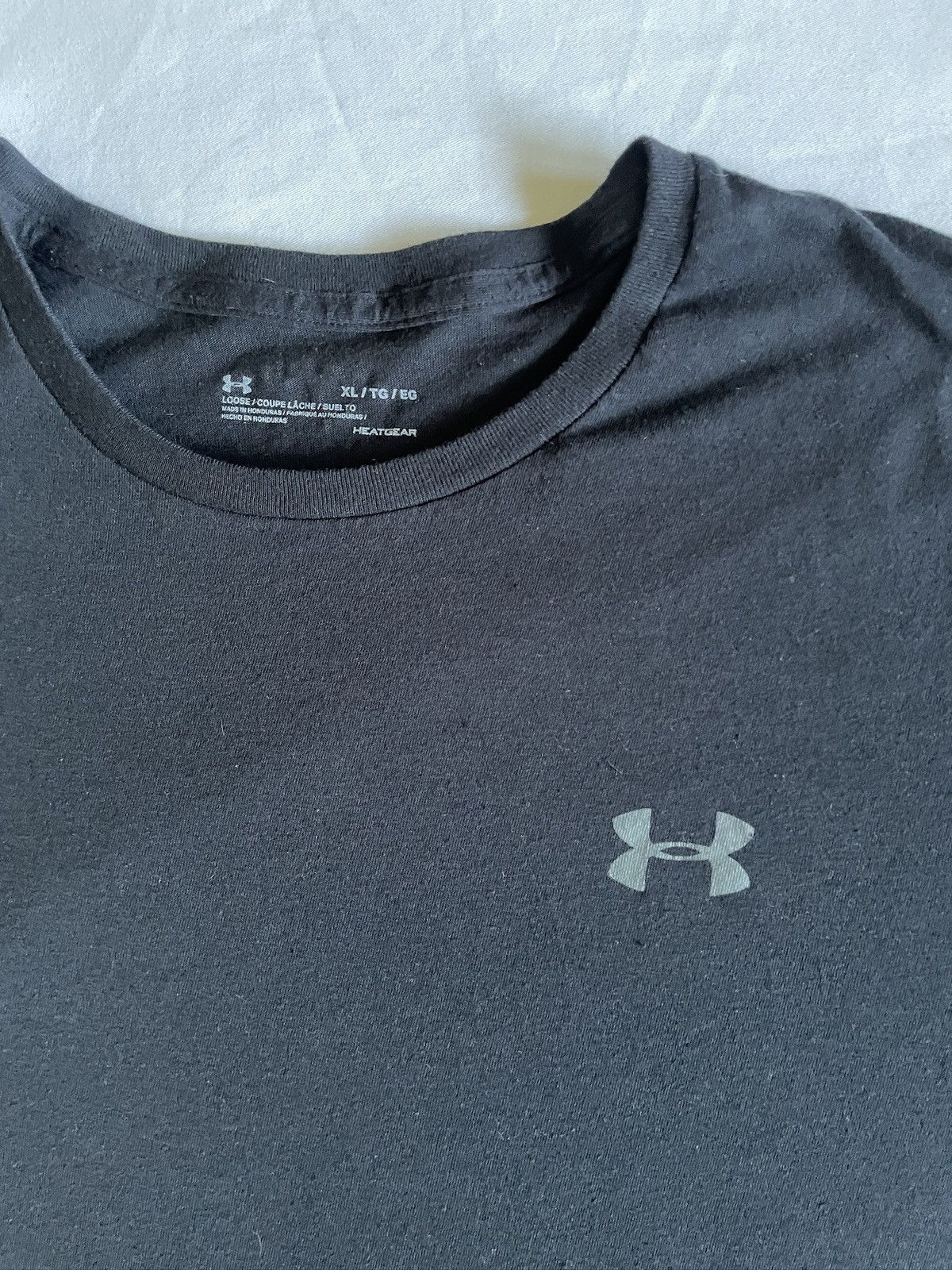 Nike Men Under Armour Black Shirt XL Size US XL / EU 56 / 4 - 2 Thumbnail