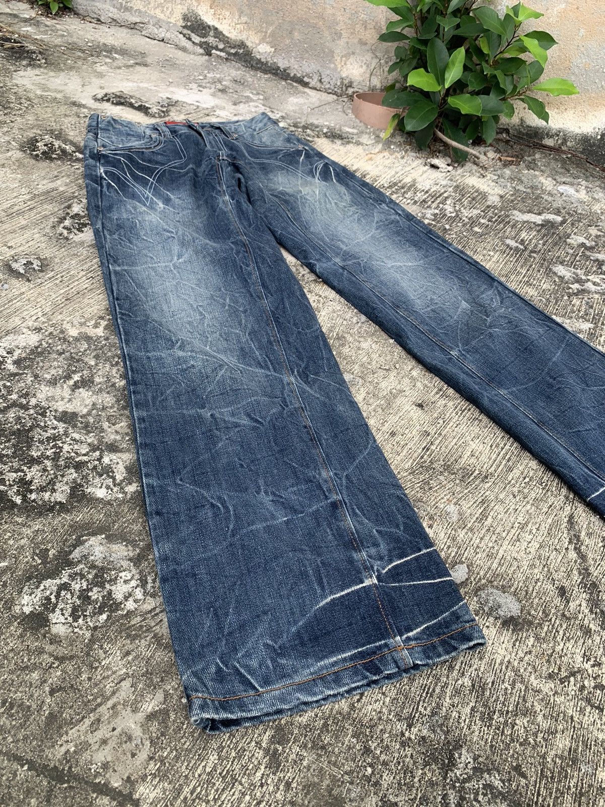 If Six Was Nine × Indian Motorcycle × Le Grande Bleu (L.G.B.) Indian motercycles jeans Size 27" / US 4 / IT 40 - 6 Thumbnail