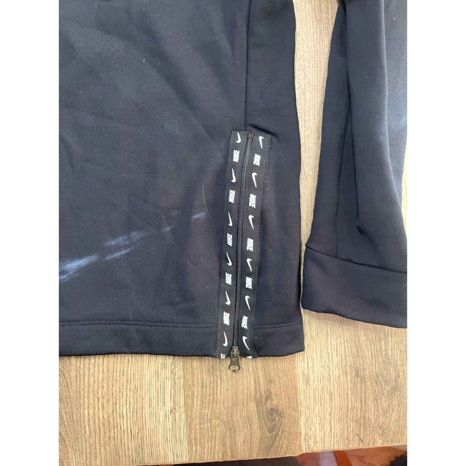 Nike **Nike Women's Size Medium Black Long Sleeve Turtleneck Pullover** User: **Nike Women's Size Medium Black Long Sleeve Turtleneck Pullover** Size M / US 6-8 / IT 42-44 - 5 Thumbnail