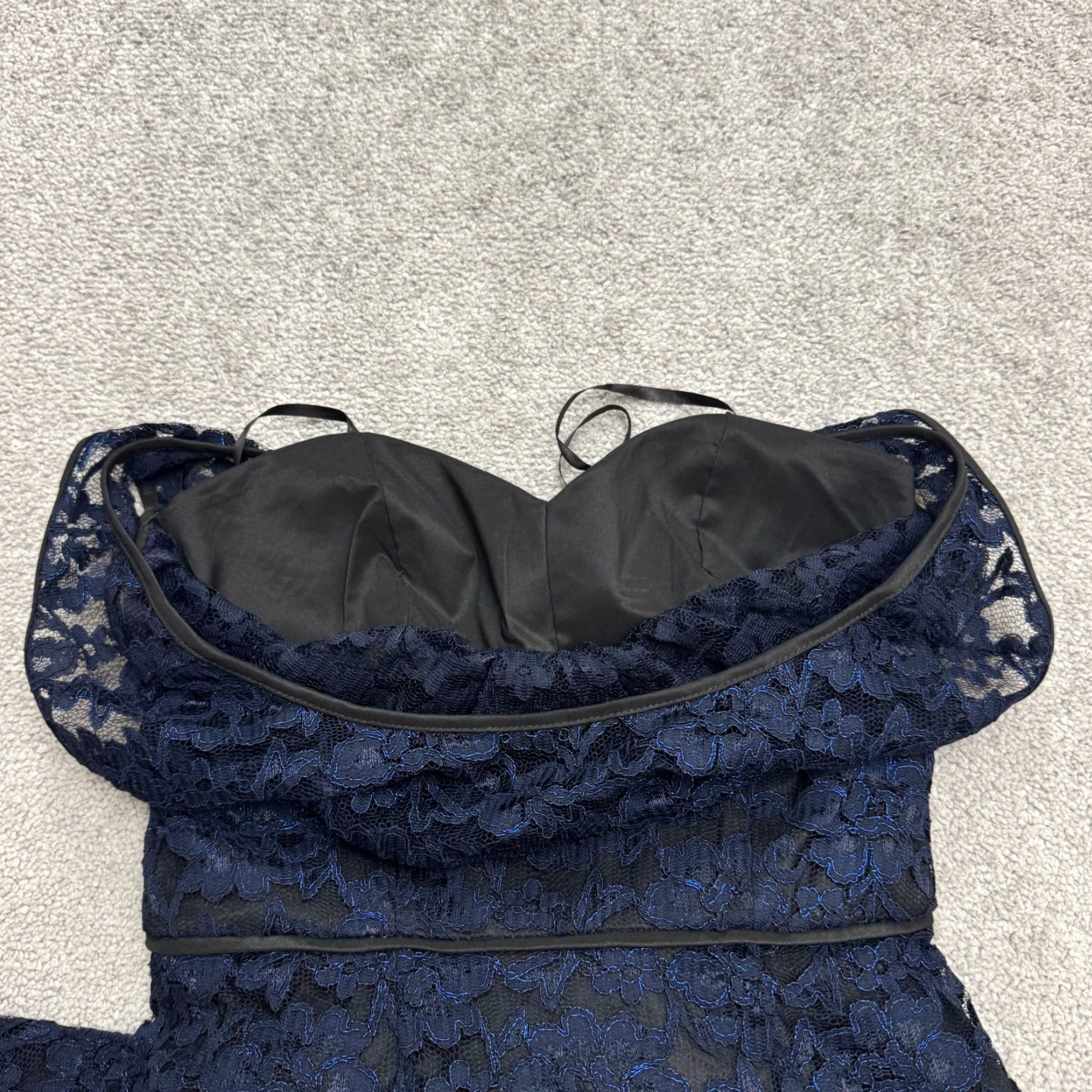 MAGGY LONDON Maggy London Dress Womens 4 Navy Blue Lace Overlay Pencil Midi Sheath Cocktail Size S / US 4 / IT 40 - 5 Thumbnail