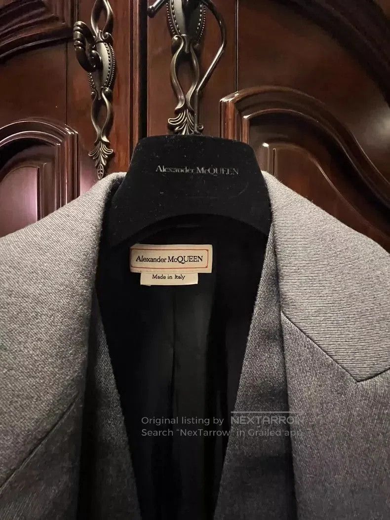 Alexander McQueen Alexander McQueen Gray Suit Jacket with Dust Bag. Size US M / EU 48-50 / 2 - 3 Thumbnail