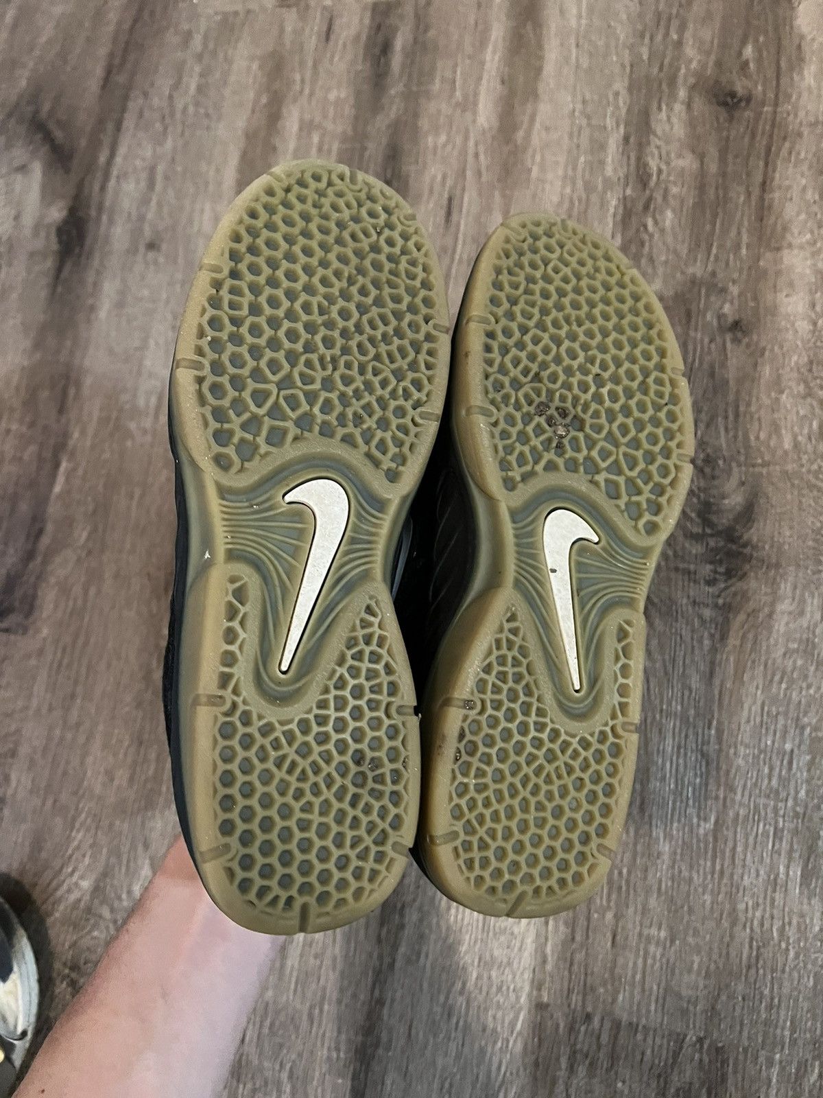 Nike Nike SB Black Vertebrae Size 8.5 Size US 8.5 / EU 41-42 - 4 Thumbnail