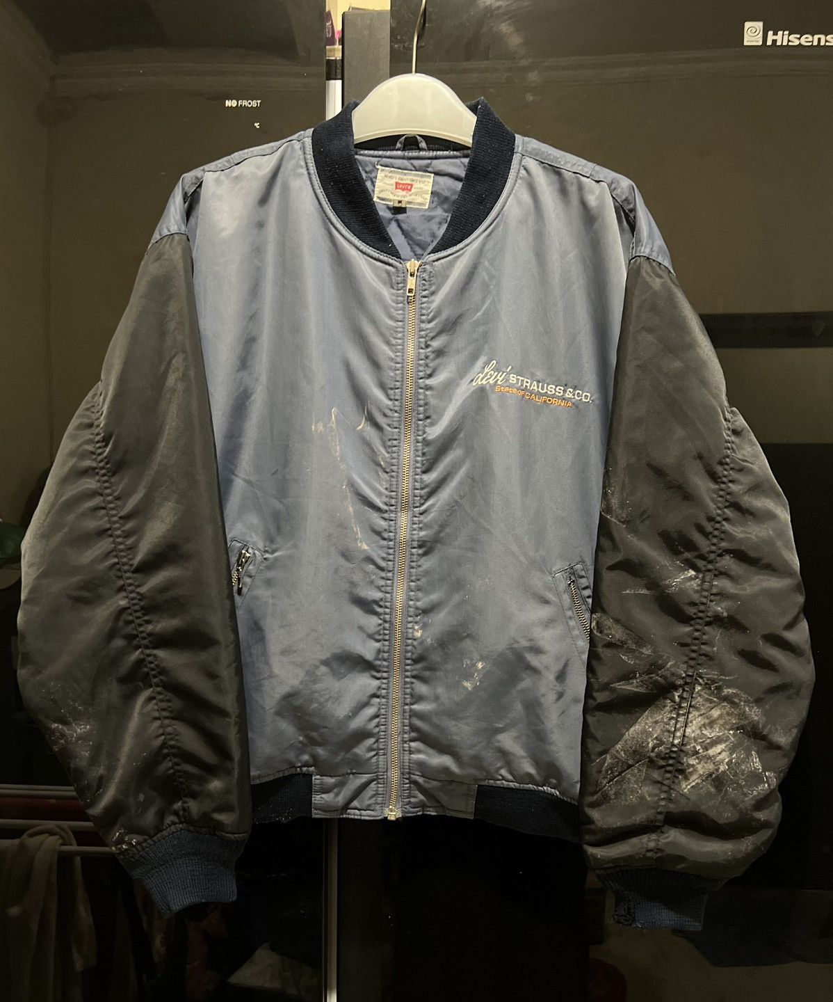 Levi's Vintage Clothing 80/90s Levi's Sun Faded Distressed Paint Bomber Jacket Size US M / EU 48-50 / 2 - 3 Thumbnail