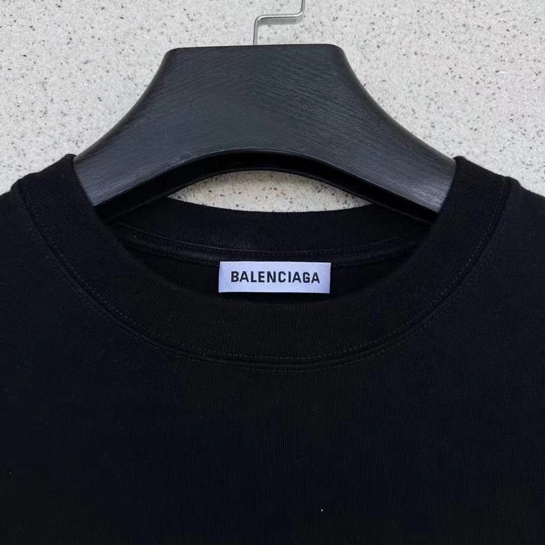 Balenciaga Balenciaga Crew short sleeve Size US S / EU 44-46 / 1 - 2 Thumbnail