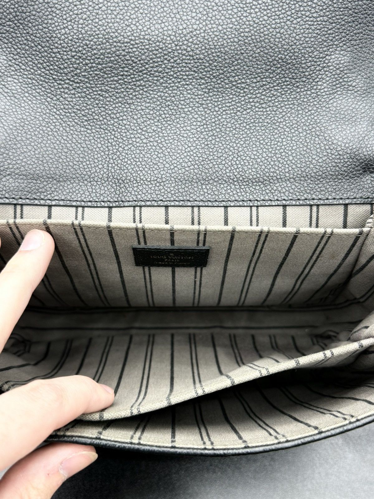 Louis Vuitton Authentic Louis Vuitton Pochette Métis Shoulder Bag Black Size ONE SIZE - 16 Thumbnail