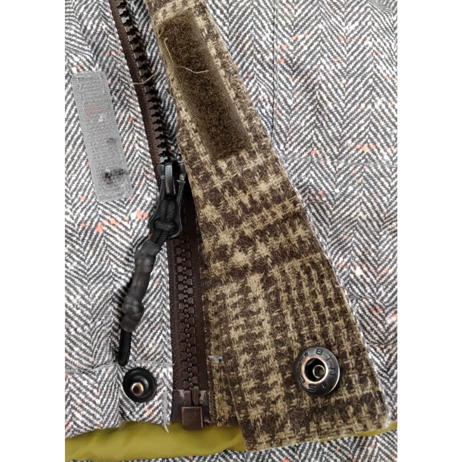 Burton Burton Snowboard Jacket Men's L Brown/Gray Herringbone Size US L / EU 52-54 / 3 - 13 Thumbnail
