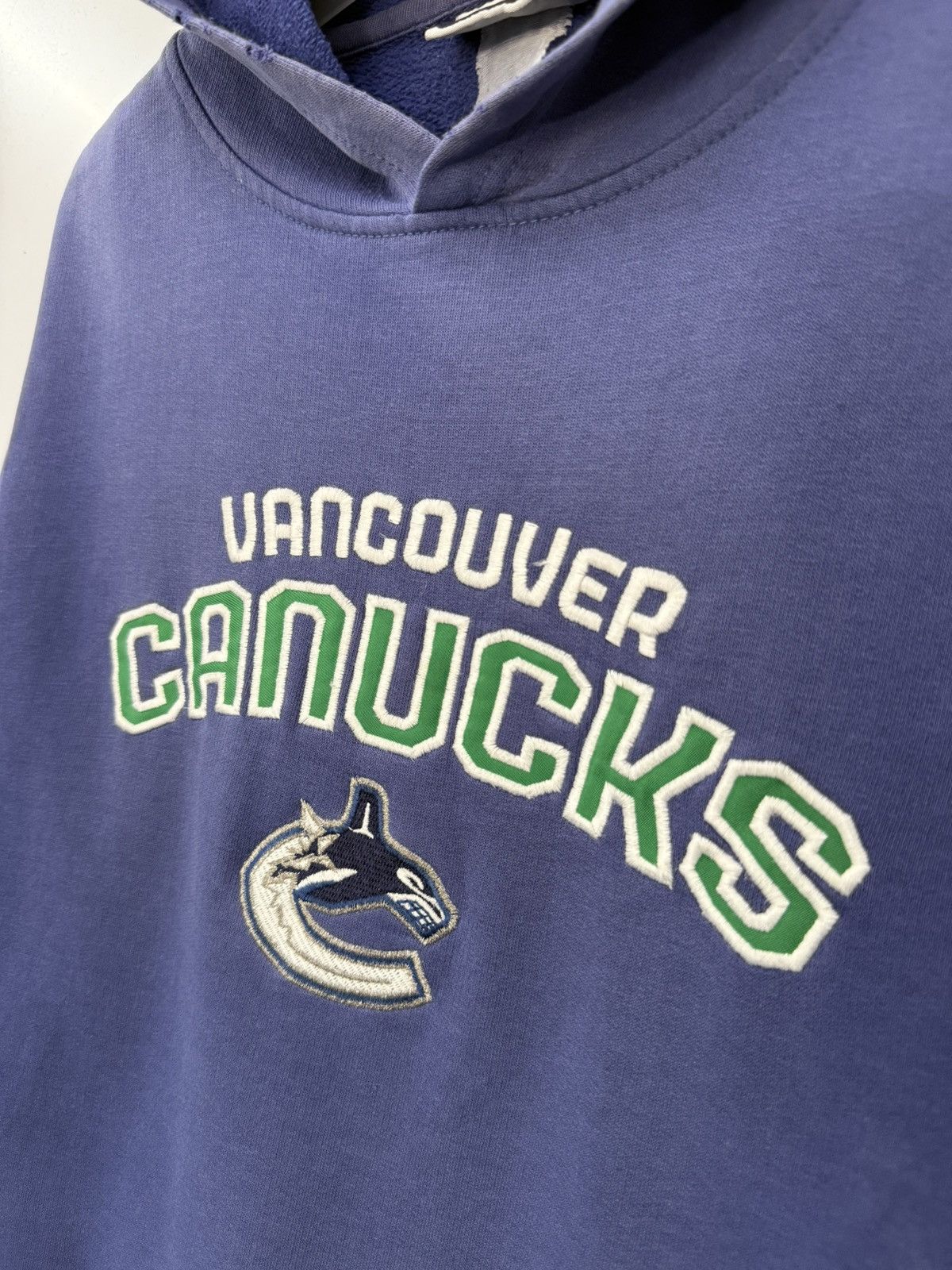 Crash Vancouver × Reebok × Vintage 🔥 Vintage Reebok Hockey Ice Vancouver Canuks Hoodie Sweat Size US S / EU 44-46 / 1 - 5 Thumbnail