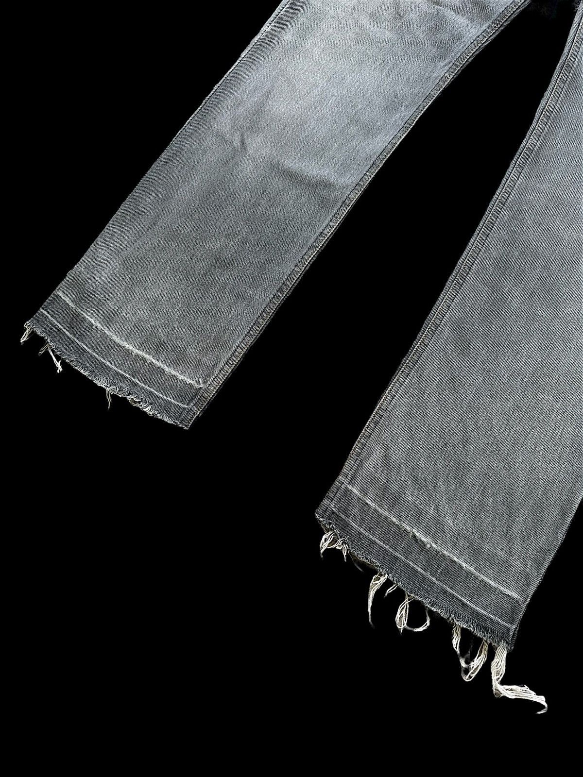 Valentino 90's Vintage Valentino Garavani faded black jeans Size US 31 - 12 Thumbnail