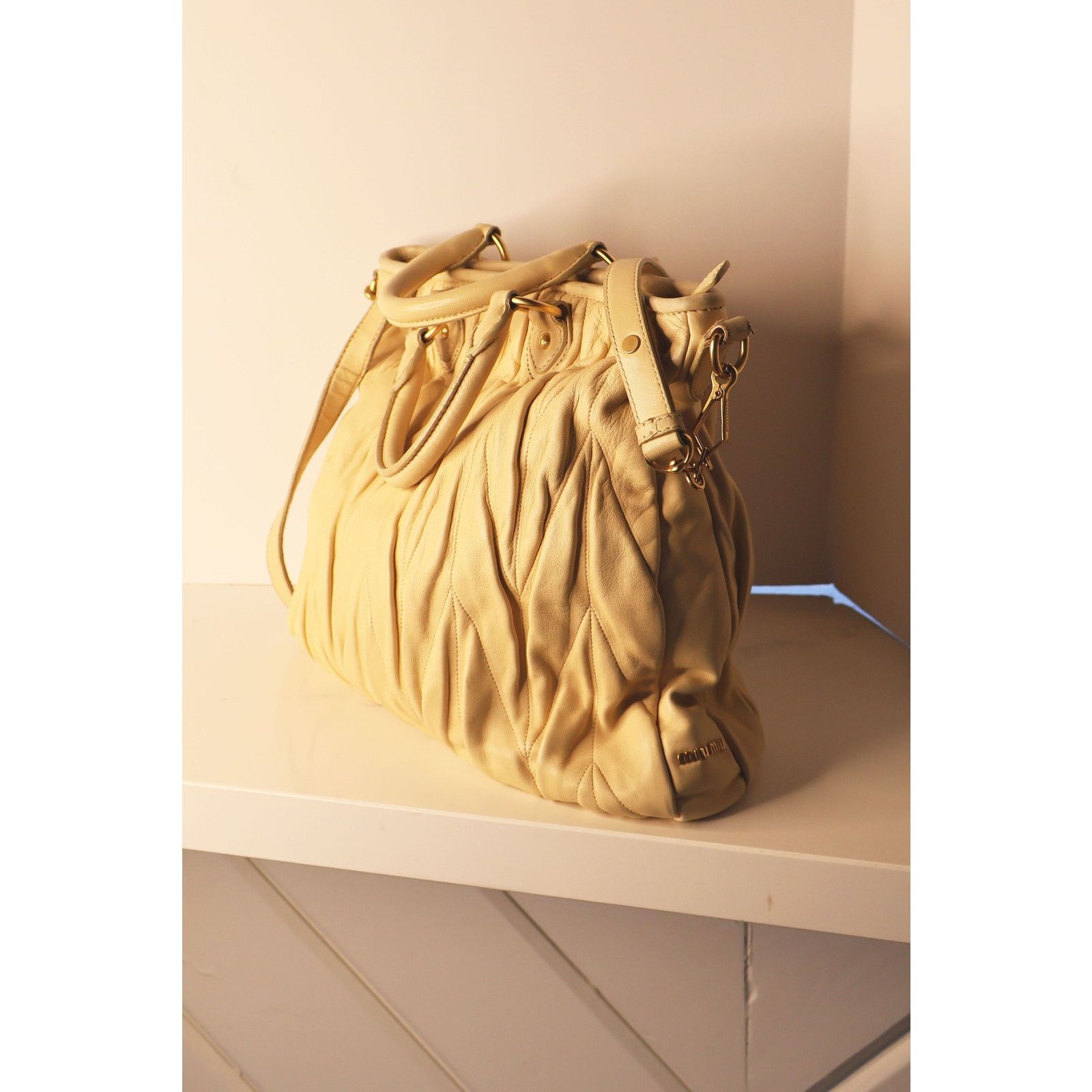 Miu Miu Vintage Miu Miu Nude Matelasse Leather 2 Way Bag Size ONE SIZE - 4 Thumbnail