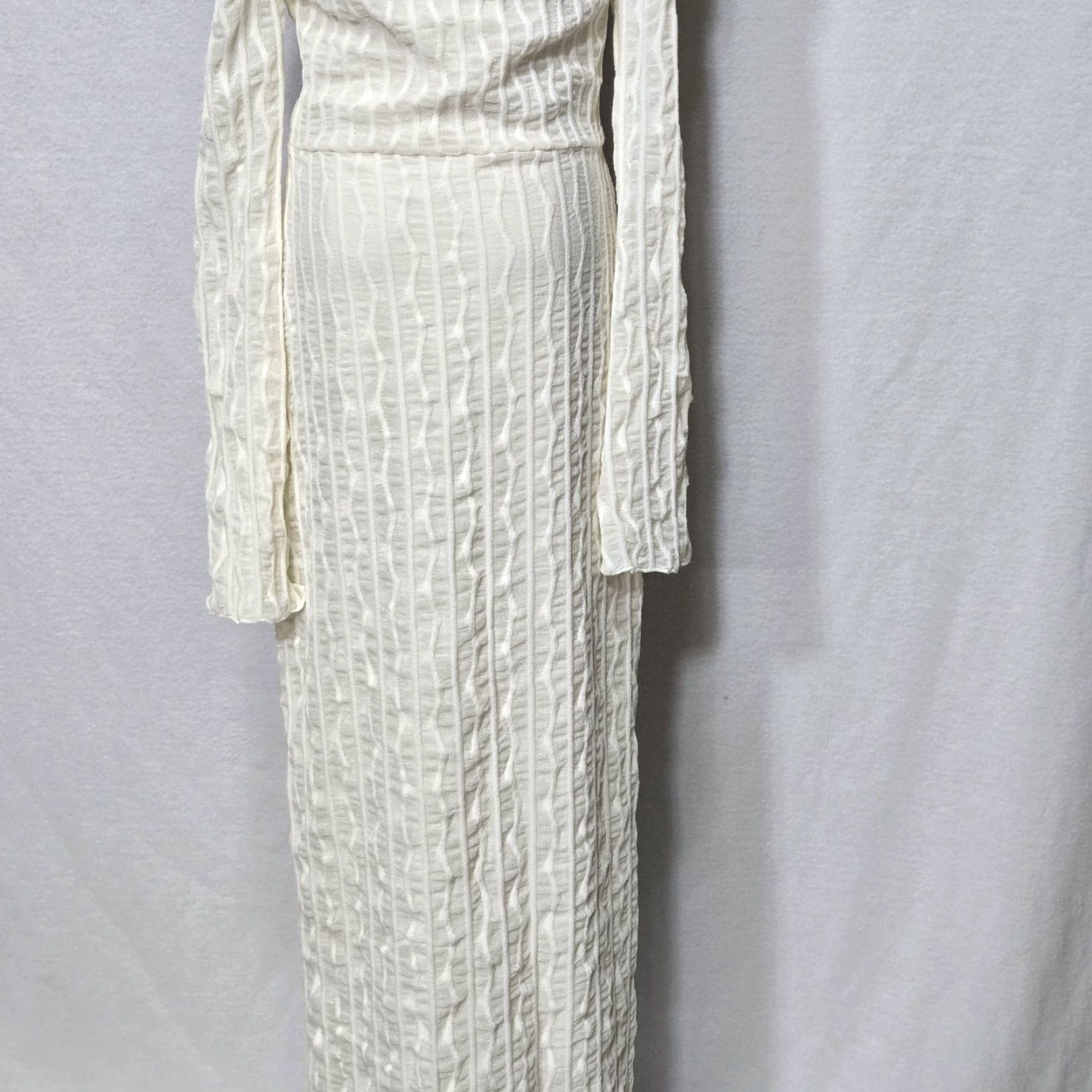 Vintage Nocturne Dress Womens Medium White Off Shoulder Textured Knit Bodycon Maxi Gown Size M / US 6-8 / IT 42-44 - 5 Thumbnail