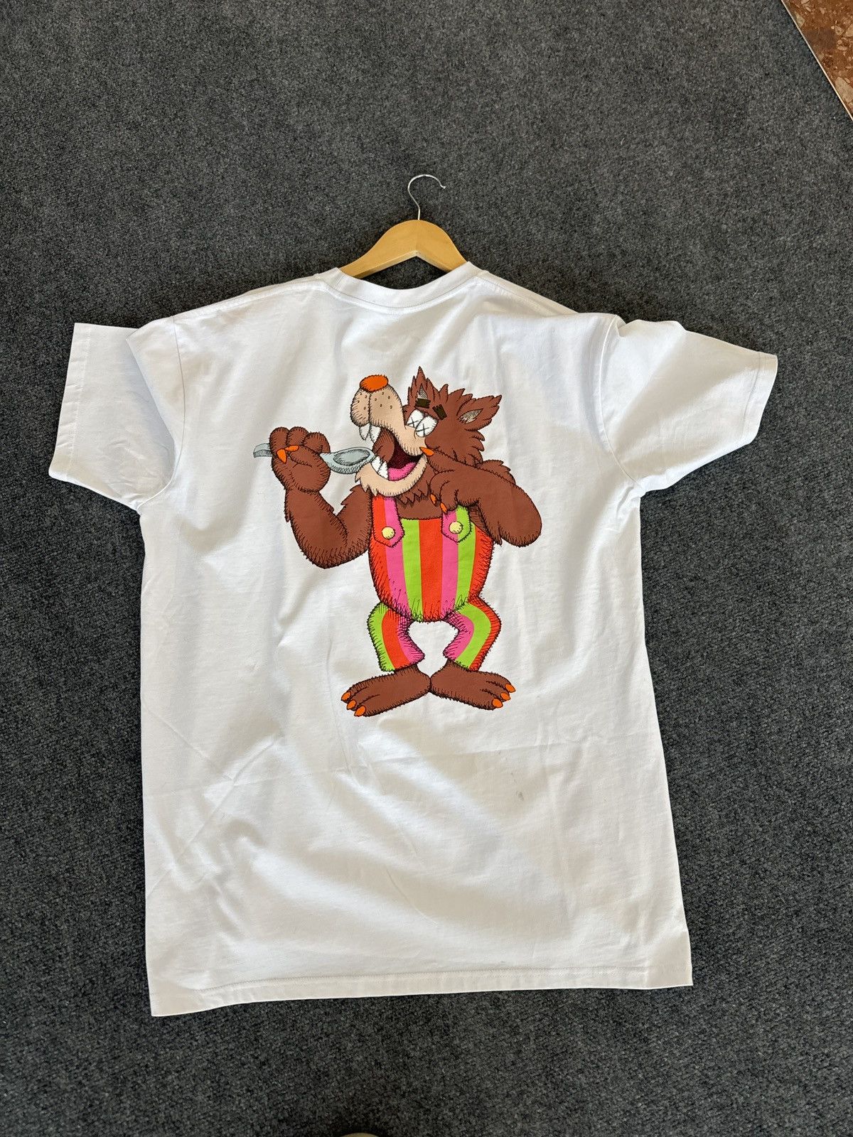 Kaws Kaws x Frute Brute Tee Size US XL / EU 56 / 4 - 2 Thumbnail