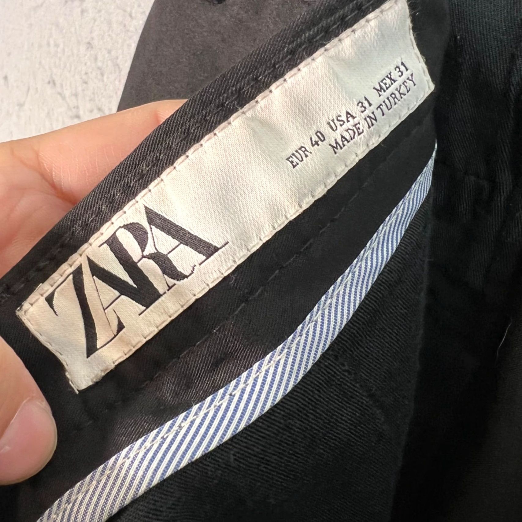 Zara Zara Mens Pants Dress Black Slim Fit 31 Inseam 31 Flat Front Tapered Regular Size 31 Size US 31 - 3 Thumbnail