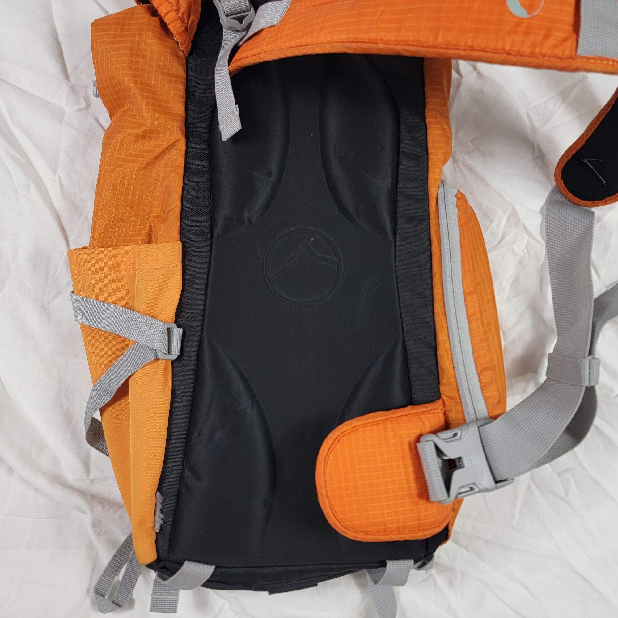 Lowepro Lowepro Photo Sport Sling 100 AW Camera Backpack Orange Gray Size ONE SIZE - 3 Thumbnail