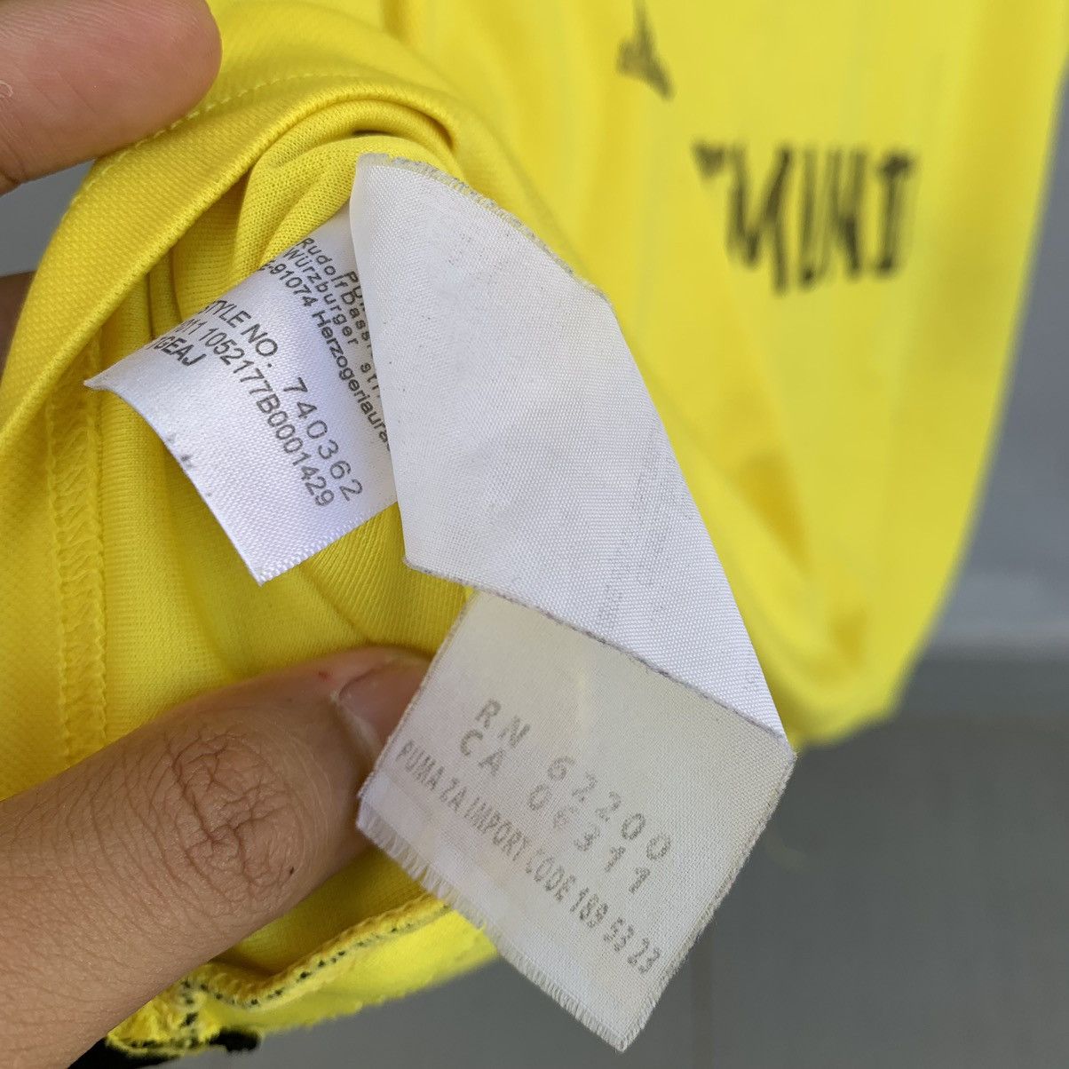 Puma 2013 2014 Puma BVB Borussia Dortmund Jersey tee Size US L / EU 52-54 / 3 - 5 Thumbnail